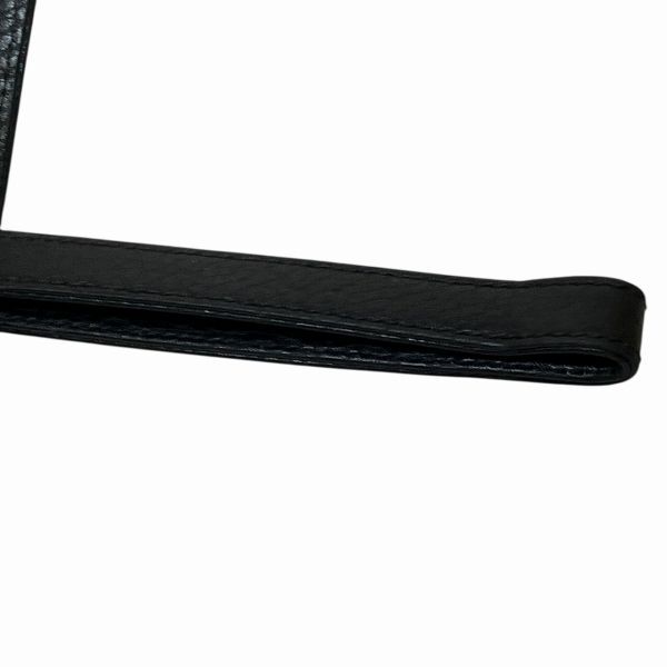 ヴァレンティノガラヴァーニ バッグ