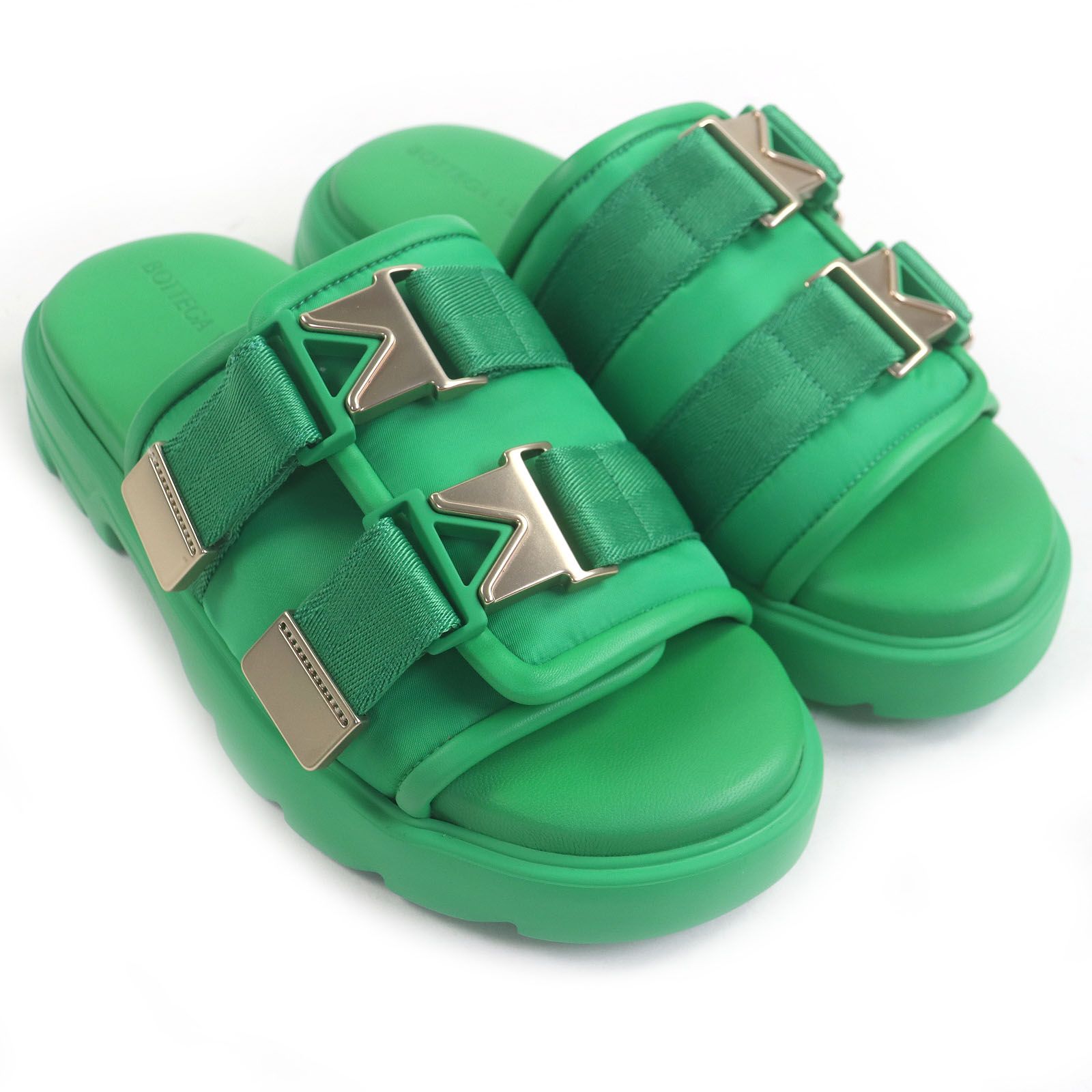 ボッテガヴェネタ 690034