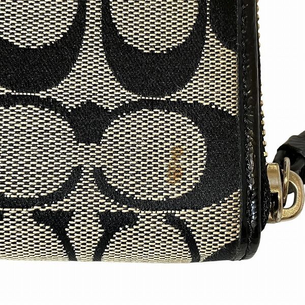 シグネチャー ストライプ