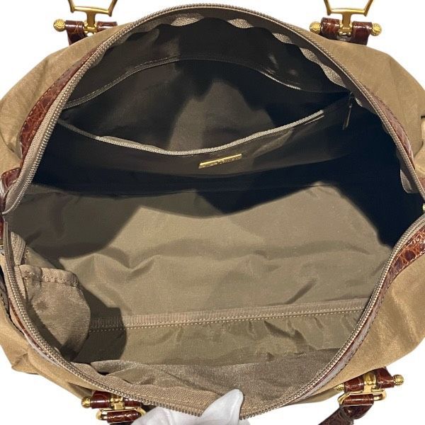 バレンシアガ ナイロン