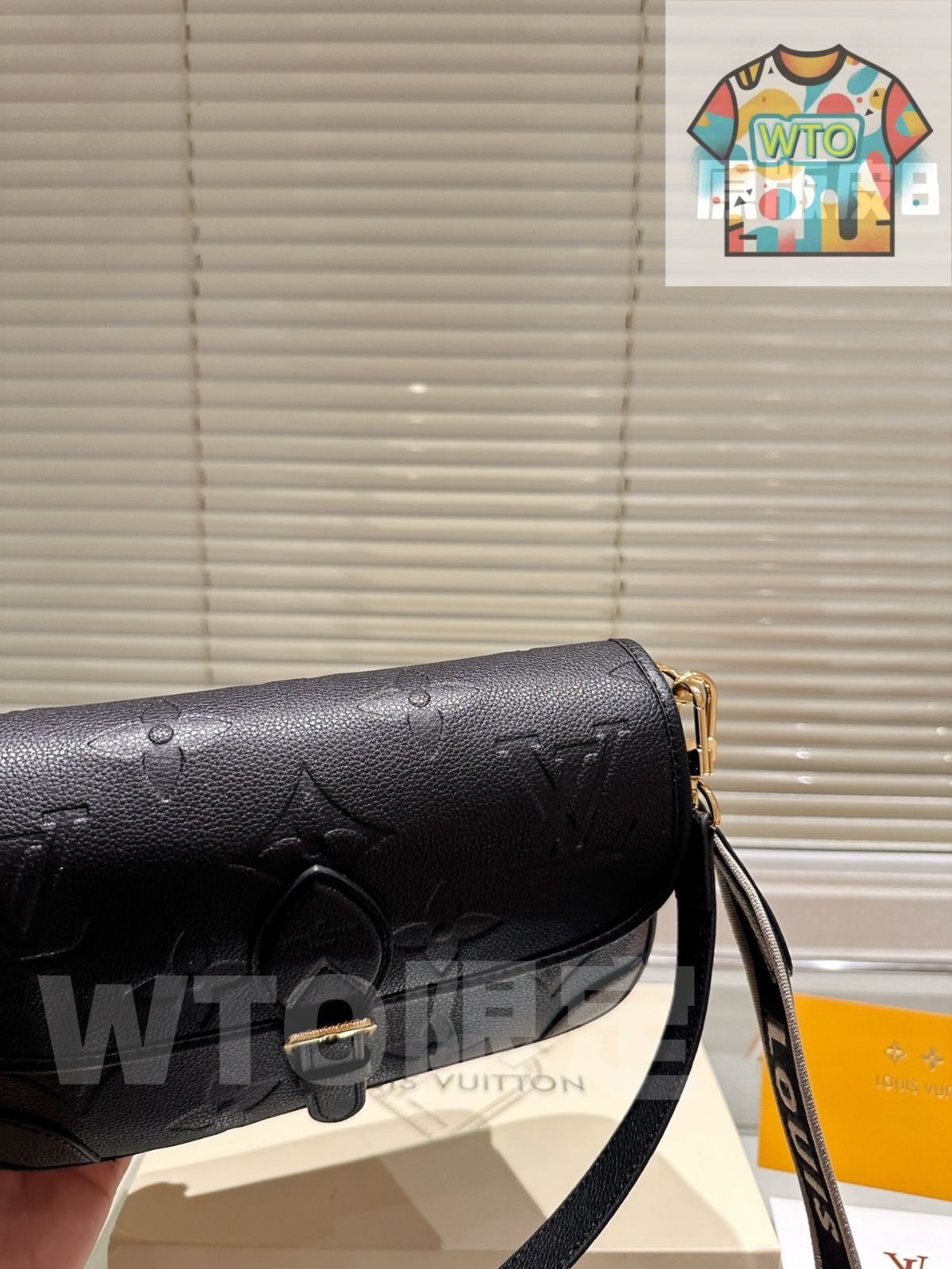 WTO通販 LV Diane 牛皮腋下法棍包 ヴィトン Diane 牛皮アンダーアーム ファジーパック-WTO輸入-KSU89