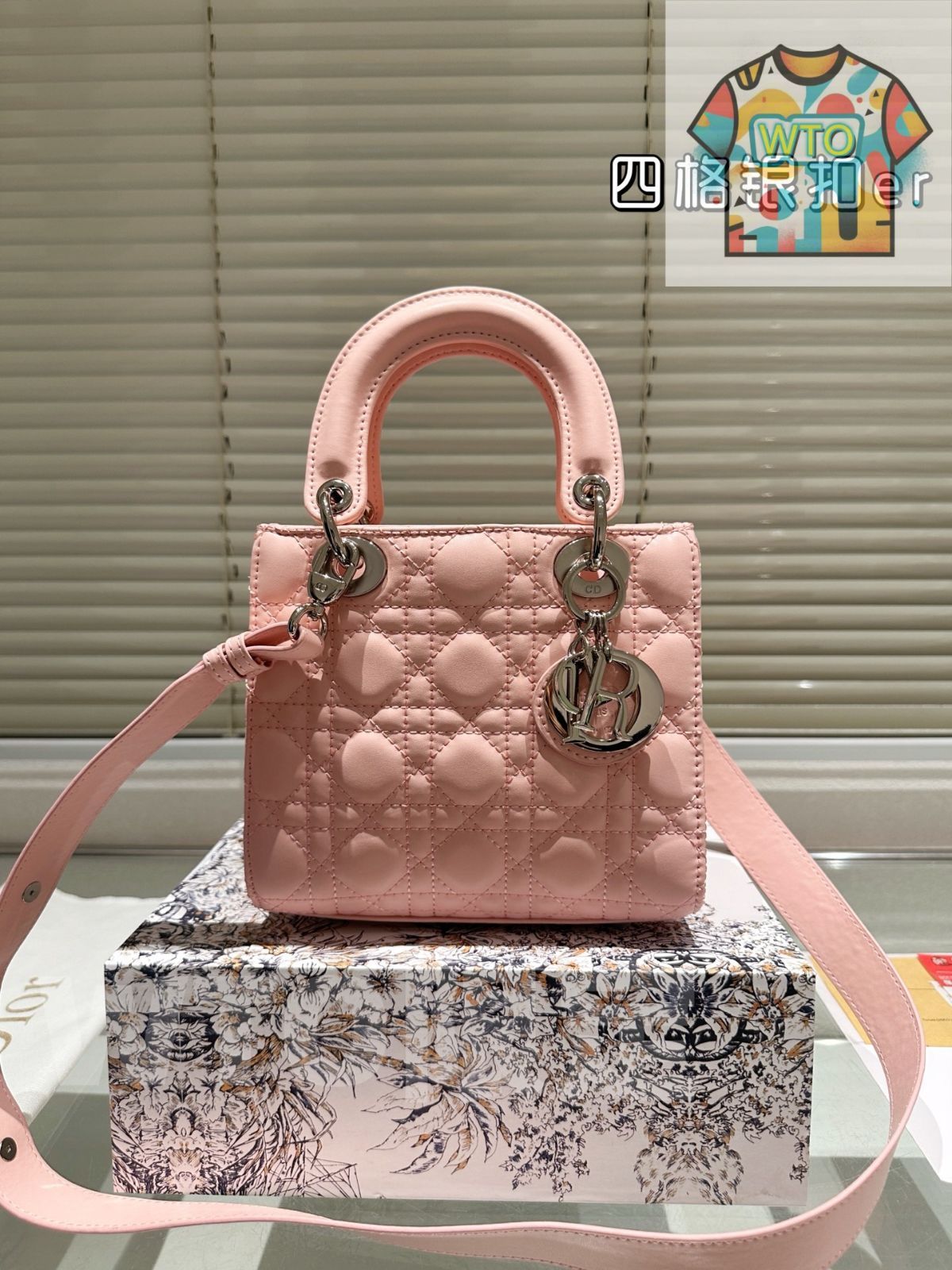 WTO通販 Dior Lady Dior Lambskin Bag with F able Gift Box - ディオール レディー ディオール ラムスキン バッグ フォールダブル ギフトボックス付-WTO輸入-LAS90