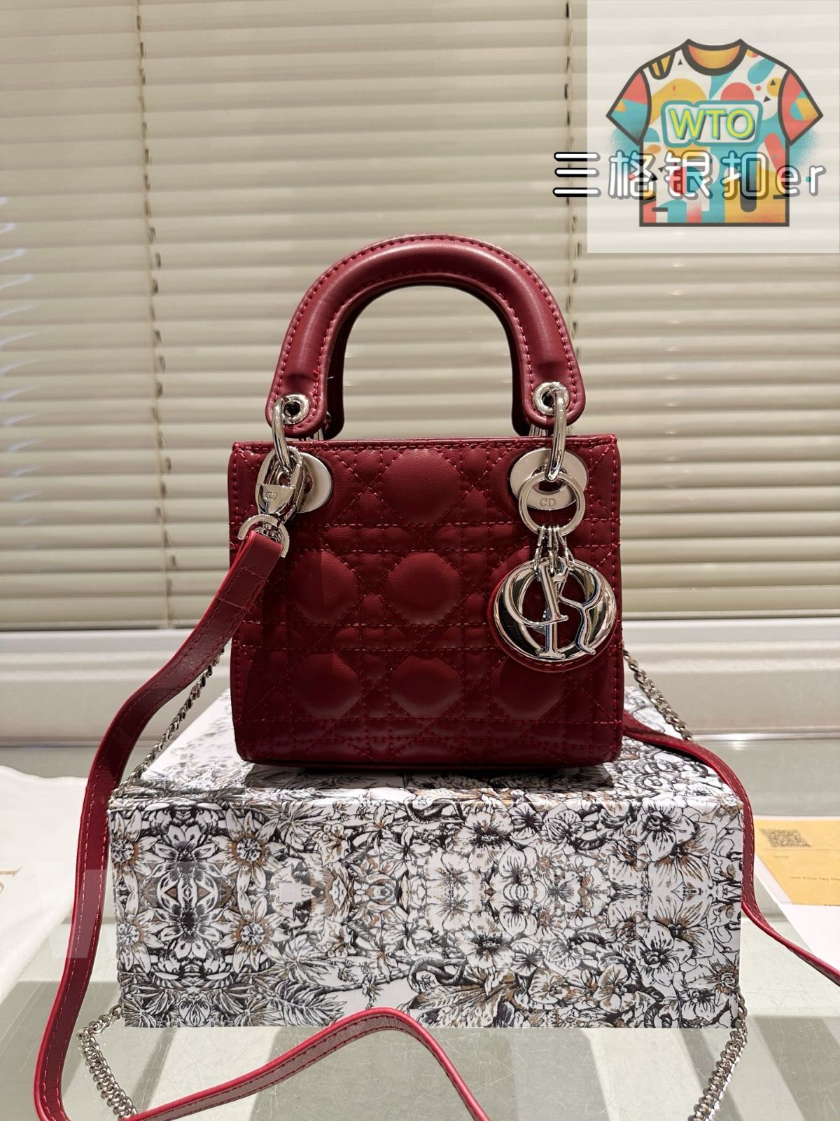 WTO通販 Dior Lady Dior Lambskin Bag with F able Gift Box - ディオール レディー ディオール ラムスキン バッグ フォールダブル ギフトボックス付-WTO輸入-IVO88