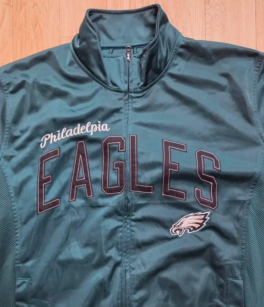 GIII アパレルグループ FILA フィラ フィラデルフィア イーグルス 秋 ジャケット 120サイズ