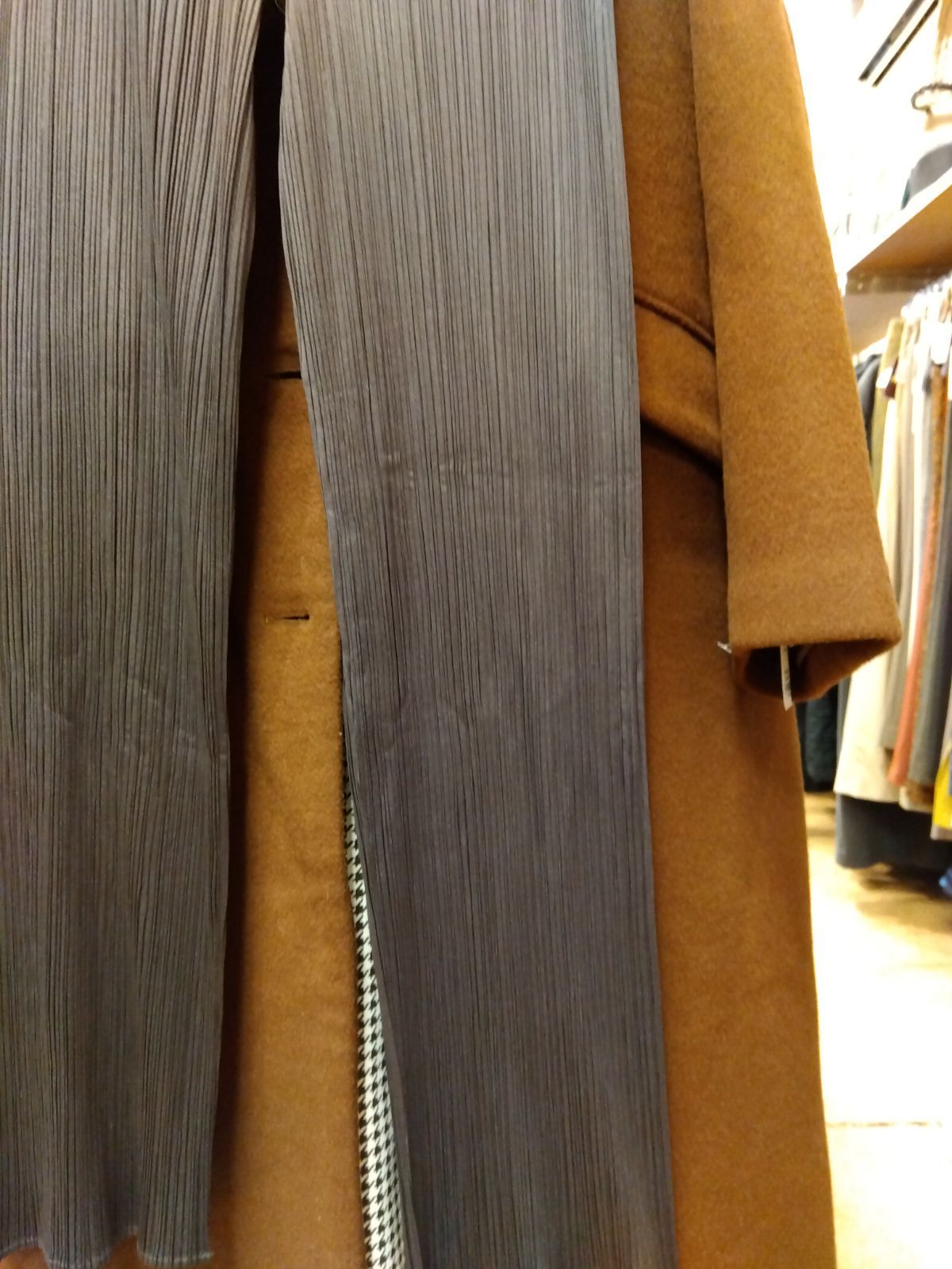 4 プリーツプリーズ