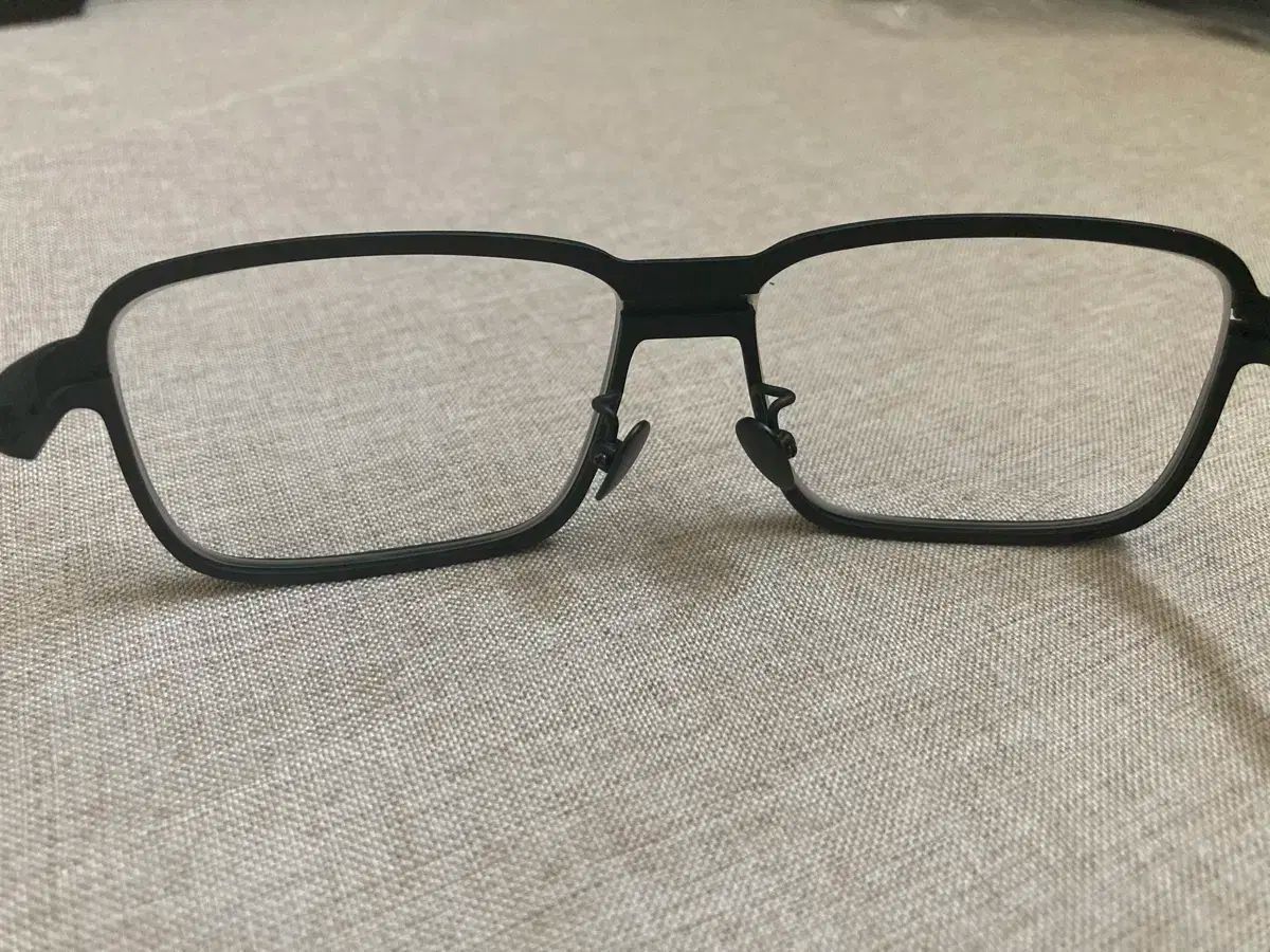 drew メガネフレーム