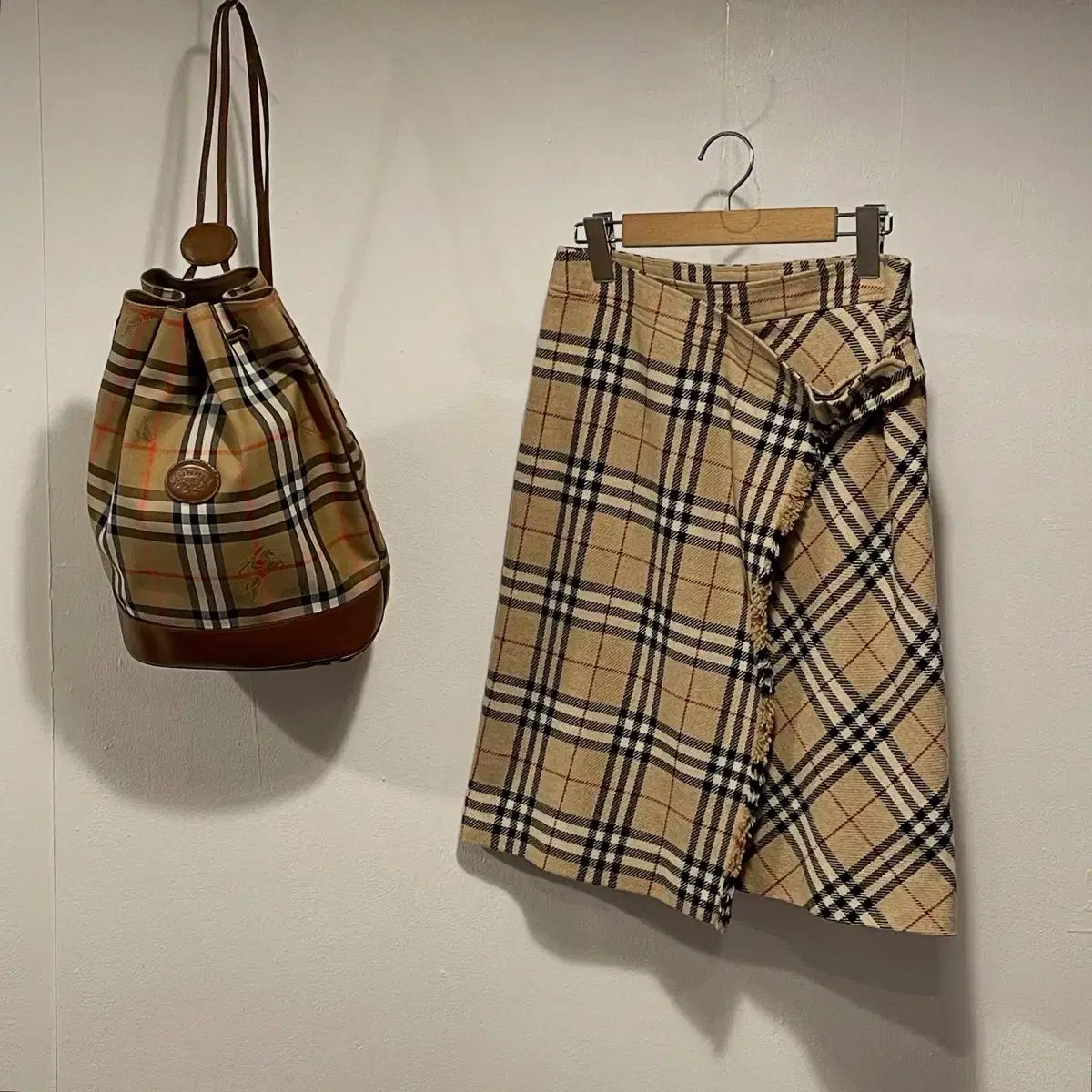 28インチ Burberry バーバリー カシミア ラップ スカート