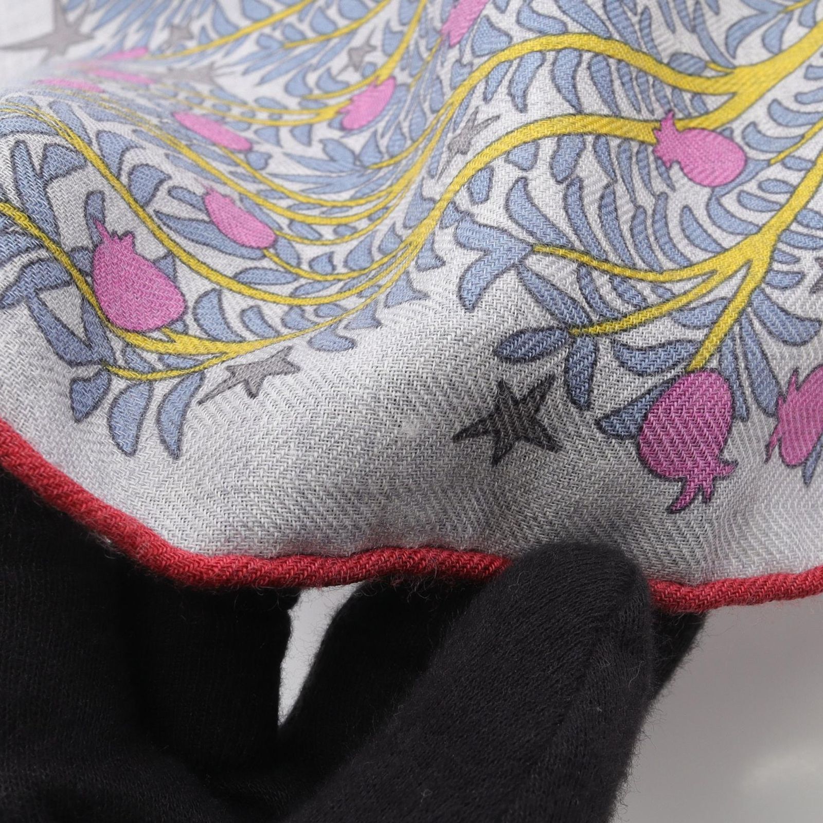  エルメス HERMES スカーフ カレジェアン カレ140 SOUS LE CHARME D ORPHÉE シルク カシミヤ レディース A バンダナ スカーフ 小物