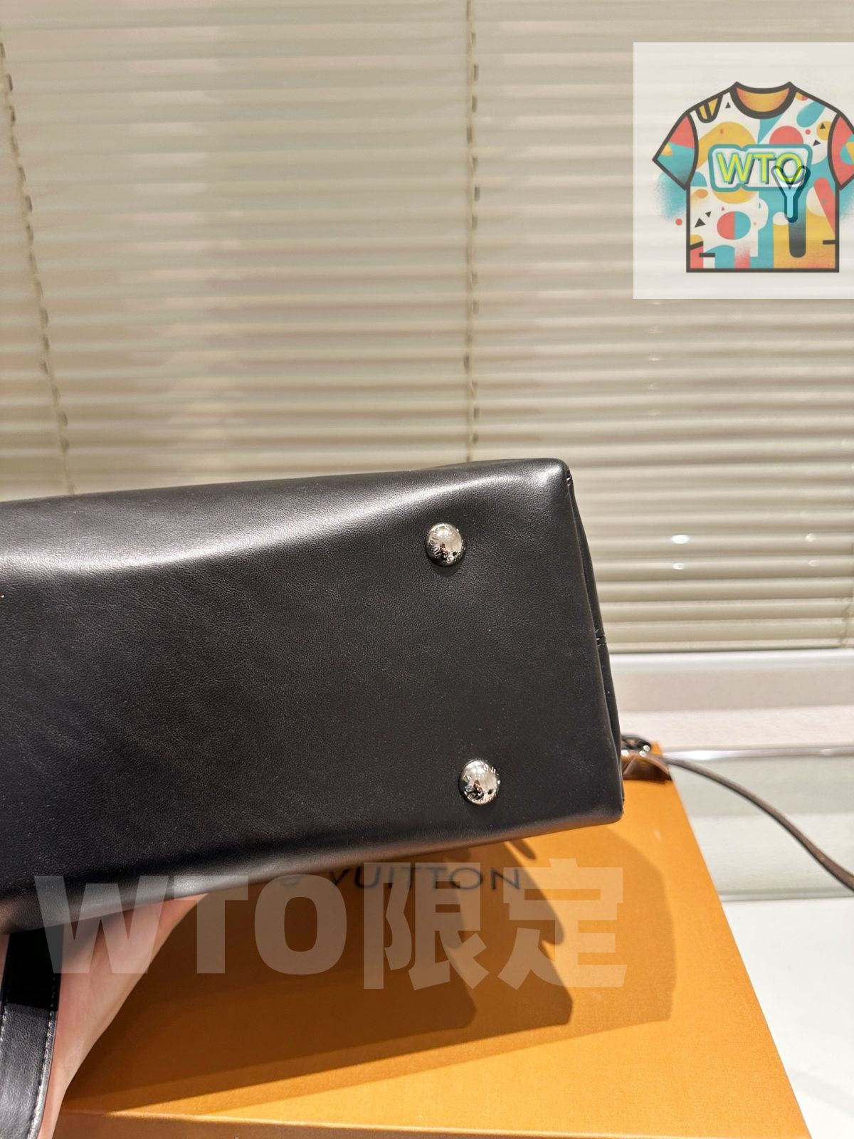 DARK ミドルサイズ