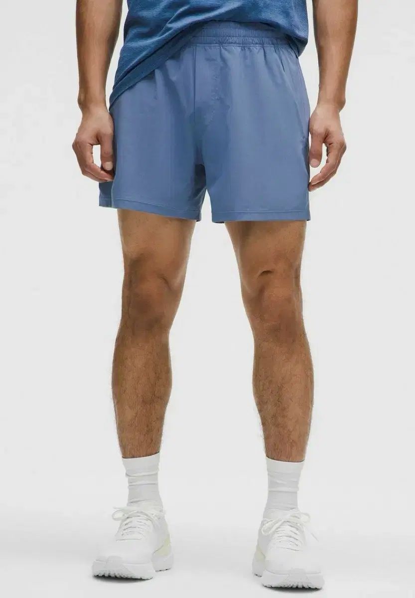 ルルレモン FACE BREAKER LINE D SHORTS 5