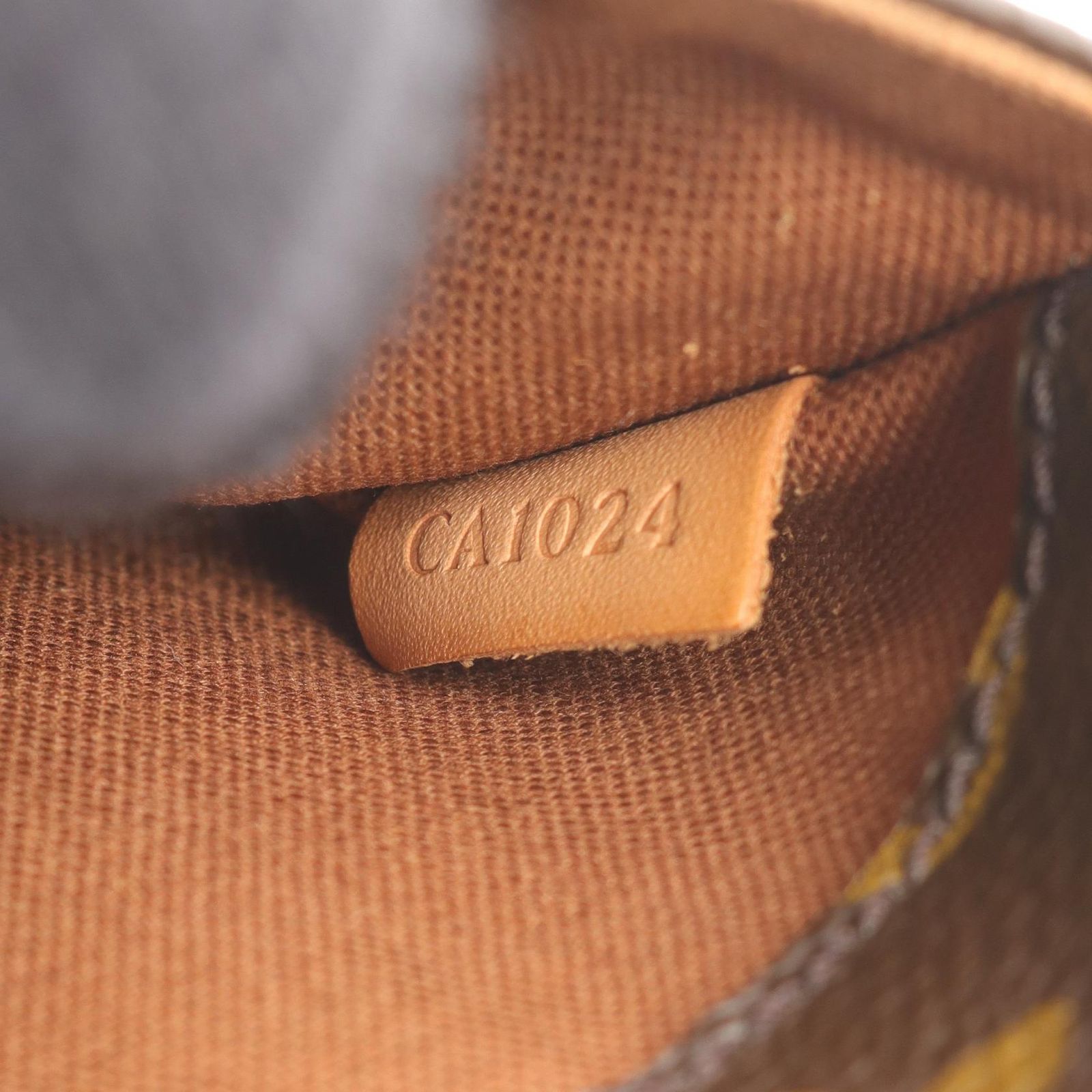 ルイ・ヴィトン LOUIS VUITTON ウエストバッグ ボディバッグ