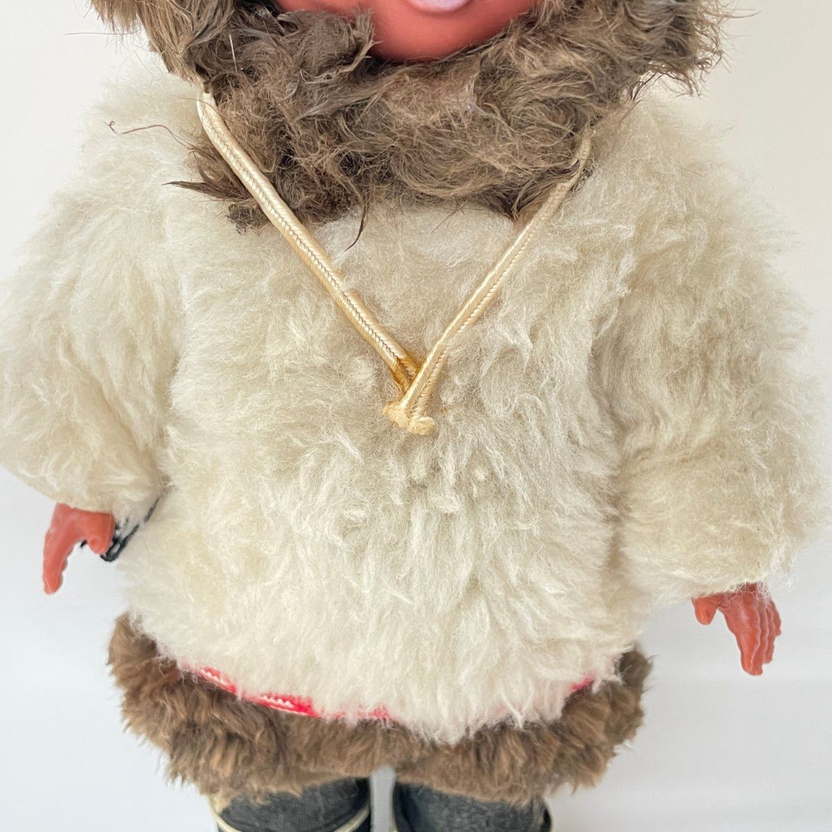 お人形　エスキモー　毛皮 ヴィンテージ イヌイット エスキモー人形：本物の毛皮、革製の顔