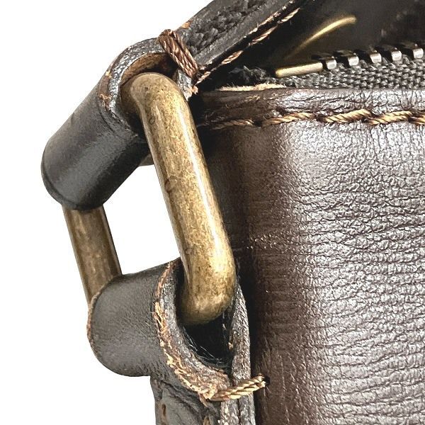 ショルダーバッグ