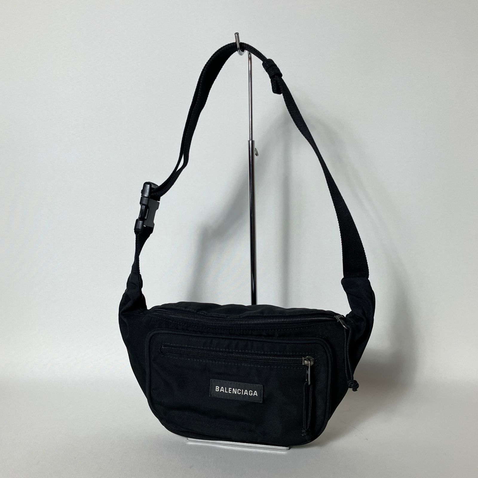 2510-303｜ ｜バレンシアガ ボディバッグ ナイロン レザー ブラック