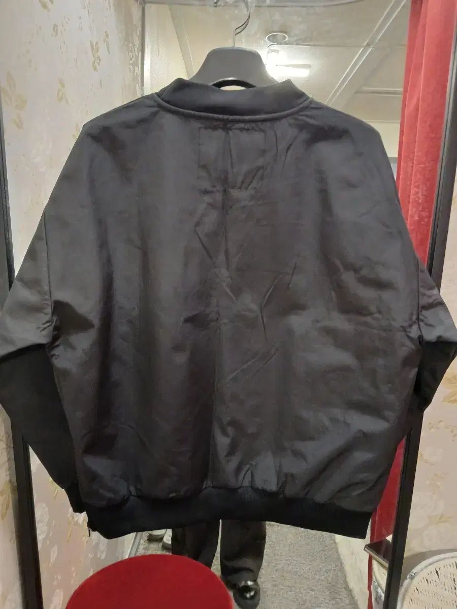 6 28 ニコアンド ブラック スウェット M