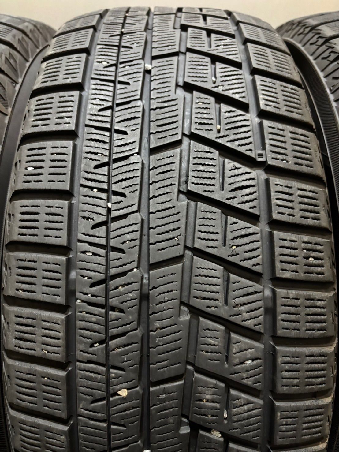 20年製 スタッドレス