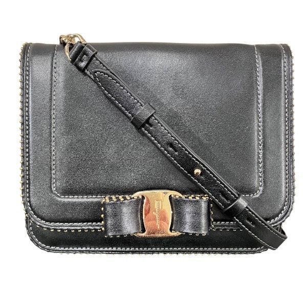 フェラガモ ヴァラリボン FZ-21 チェーンショルダー バッグ ショルダーバッグ レディース