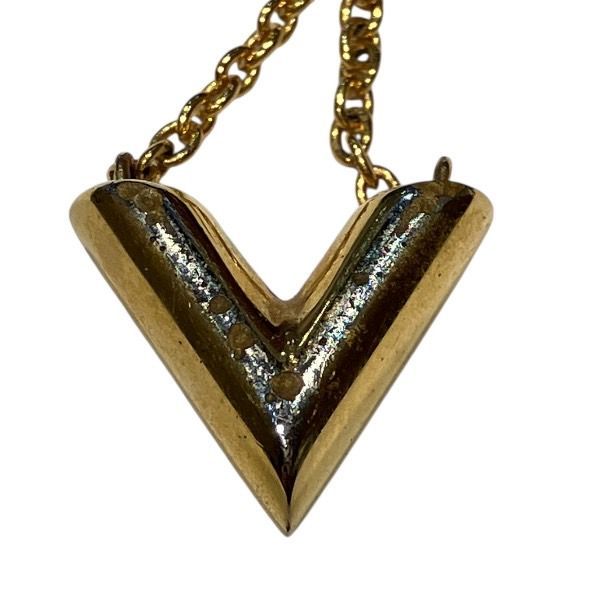 エッセンシャルVネックレス