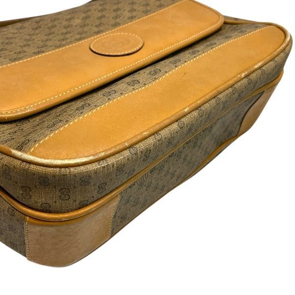 ショルダーバッグ