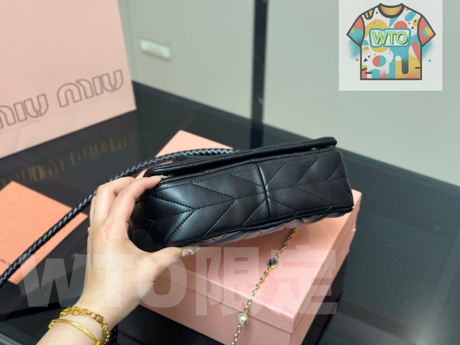 今日 Miu Miu Baguette Bag ミュウミュウ バゲットバッグ