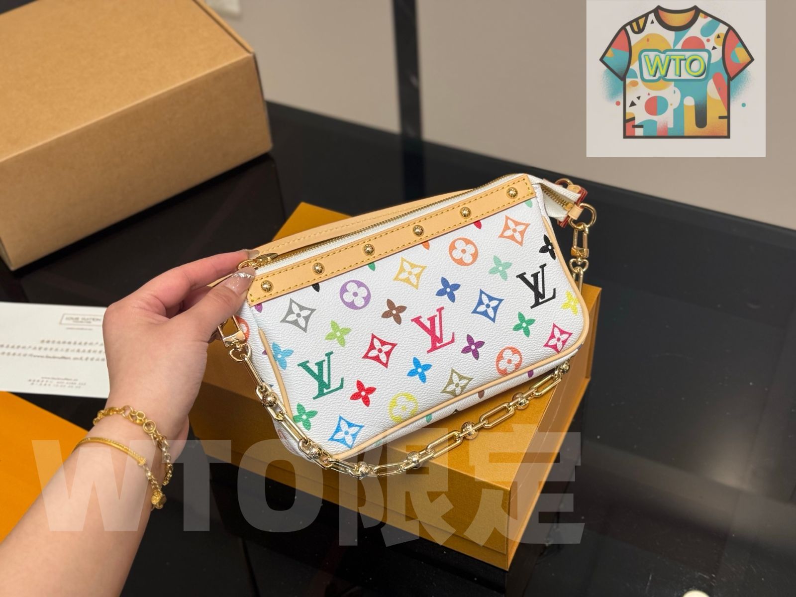 今日 LV New Hot Selling Mahjong Bag 21×12cm LV マホンジョンバッグ 21×12cm 新ブランド