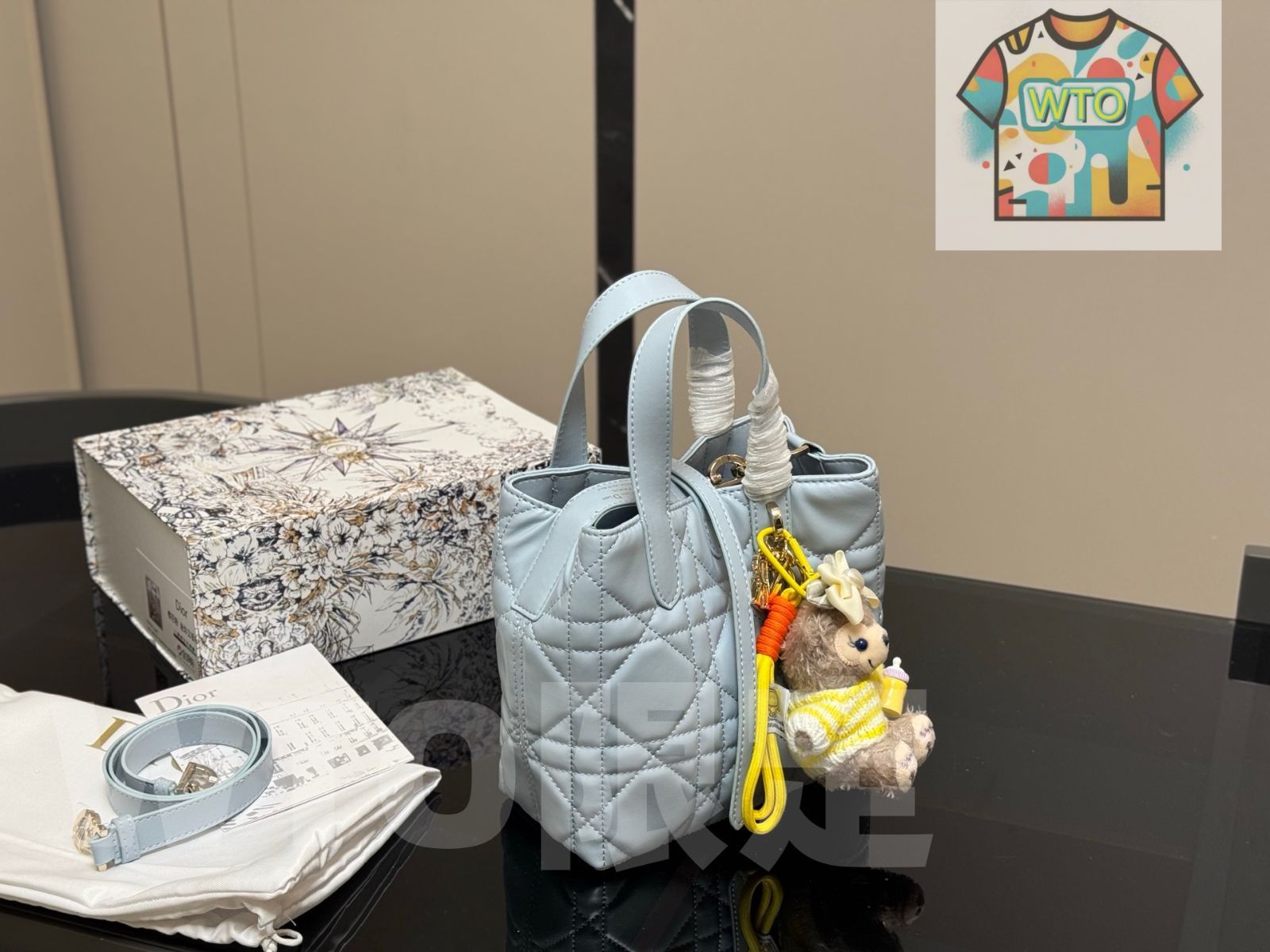 今日 Dior Toujours Shopping Bag ディオール トゥジュール ショッピングバッグ