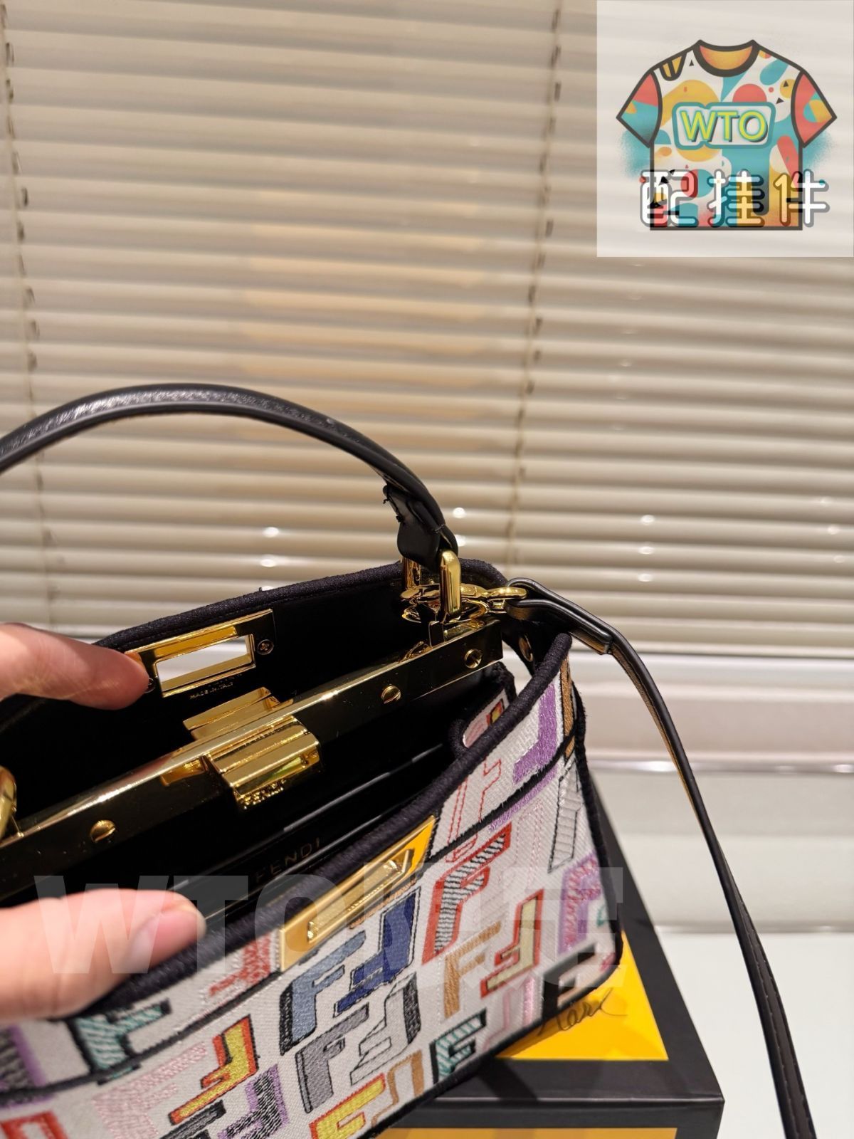 今日 FENDI キャットバッグ フェンディ 手提げバッグ