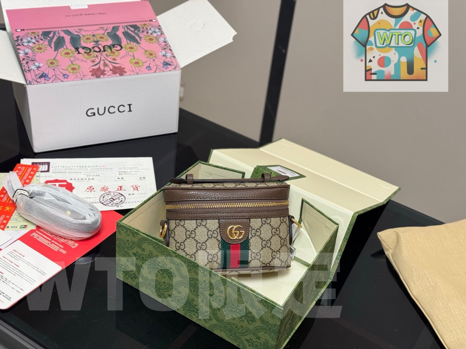 今日 Gucci Mini メイクバッグ