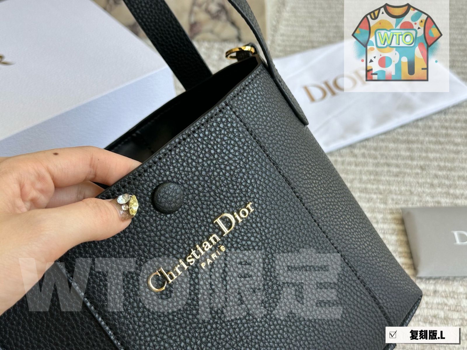 今日 DIOR Signaturea Bucket Bag SS25 New ディオール シグネチュア バケツバッグ SS25