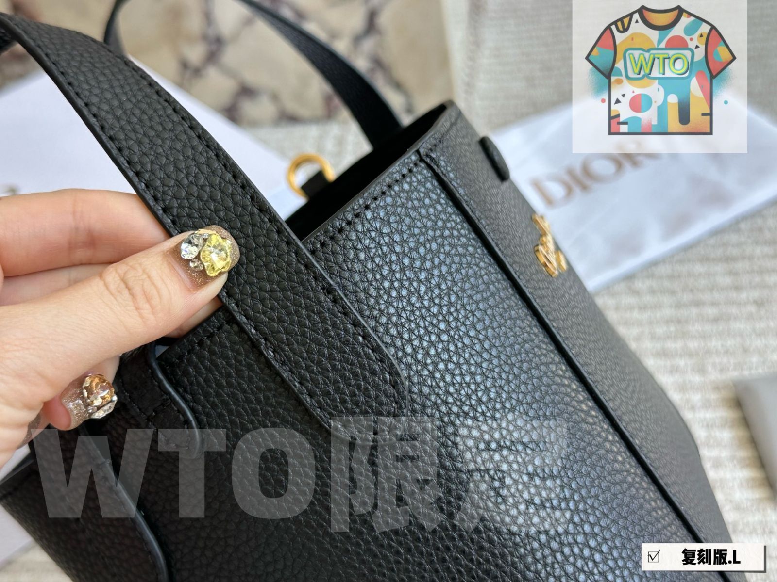  今日 DIOR Signaturea Bucket Bag SS 25 ディオール シグネチュア バケツバッグ ショルダーバッグ ショルダーバッグ