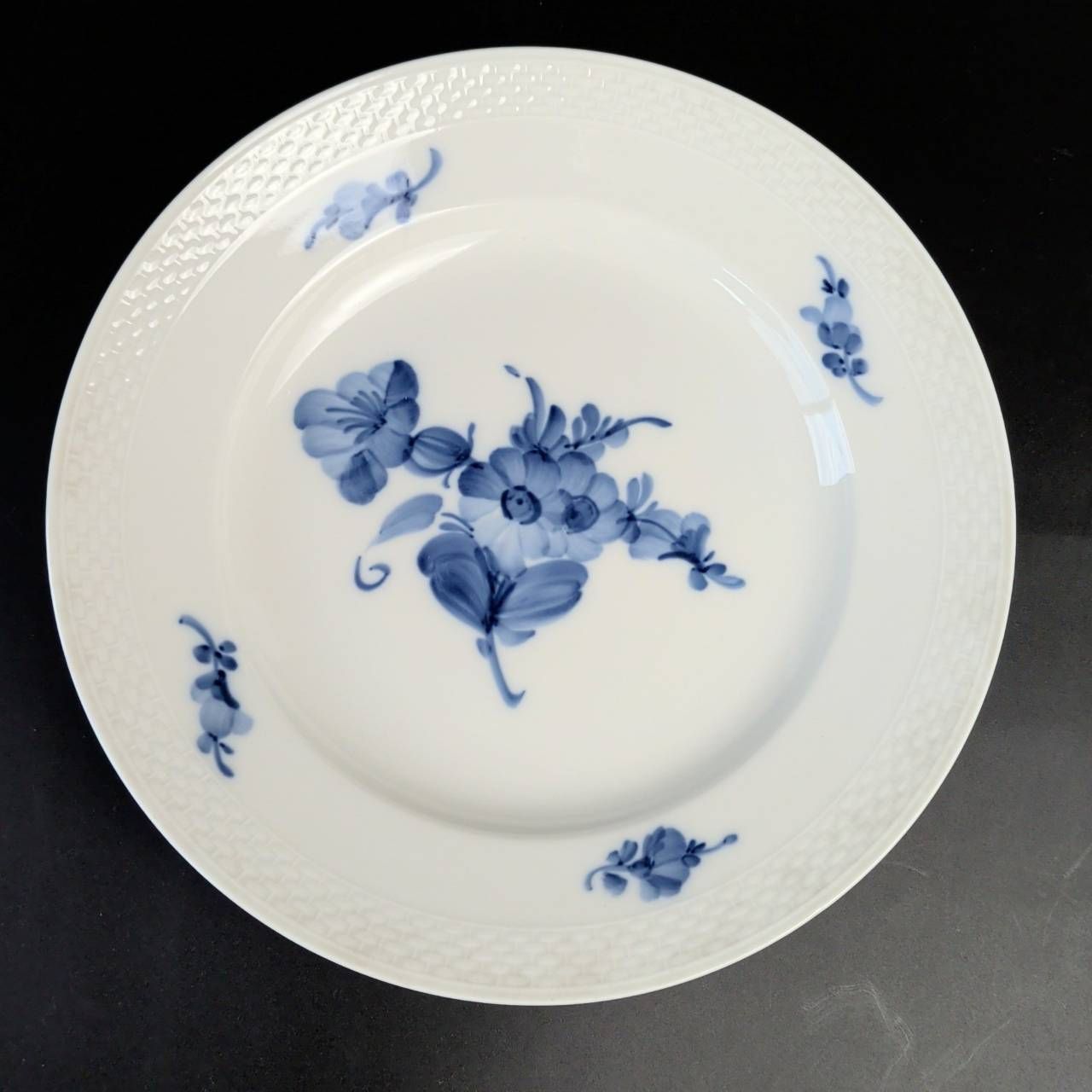 プレート やや傷や汚れあり