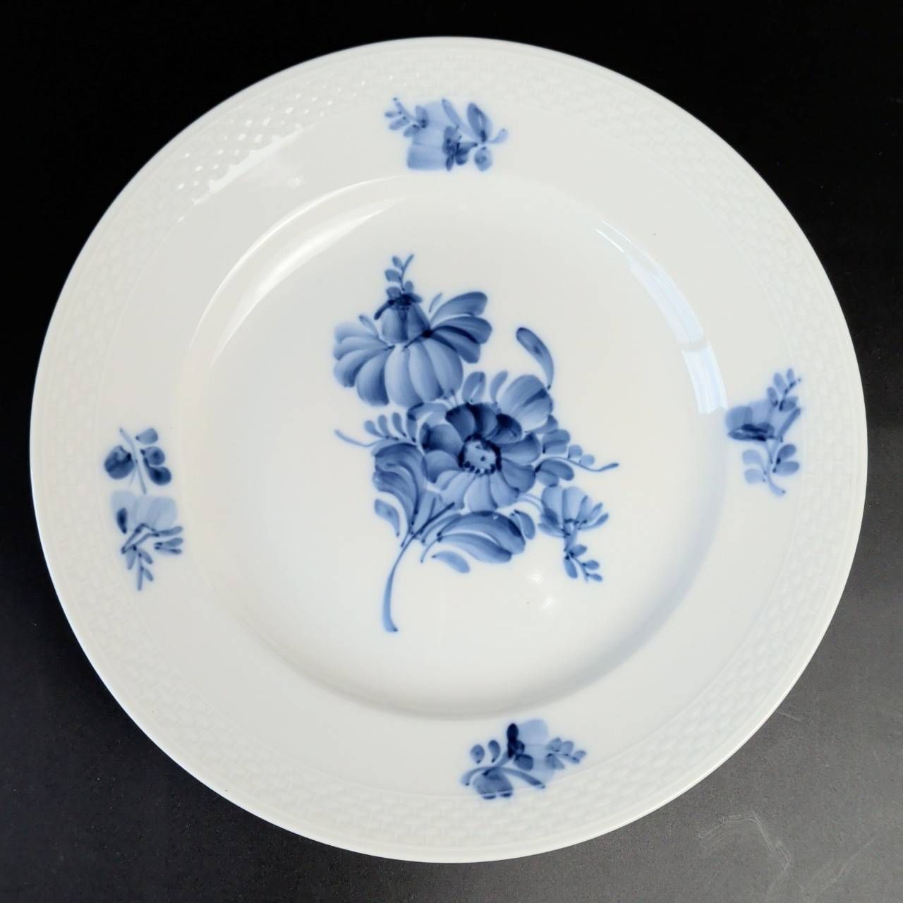 ブルーフラワー プレート