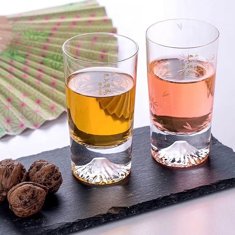 田島硝子 手つくり桜切子富士山タンブラーペアセット 結婚祝い プレゼント ビール日本酒ウイスキー母の日父の日敬老の日退職祝い還暦 外国 海外 お土産 お祝いお中元 ギフト プレゼント 人気 宅飲み 桐箱入り