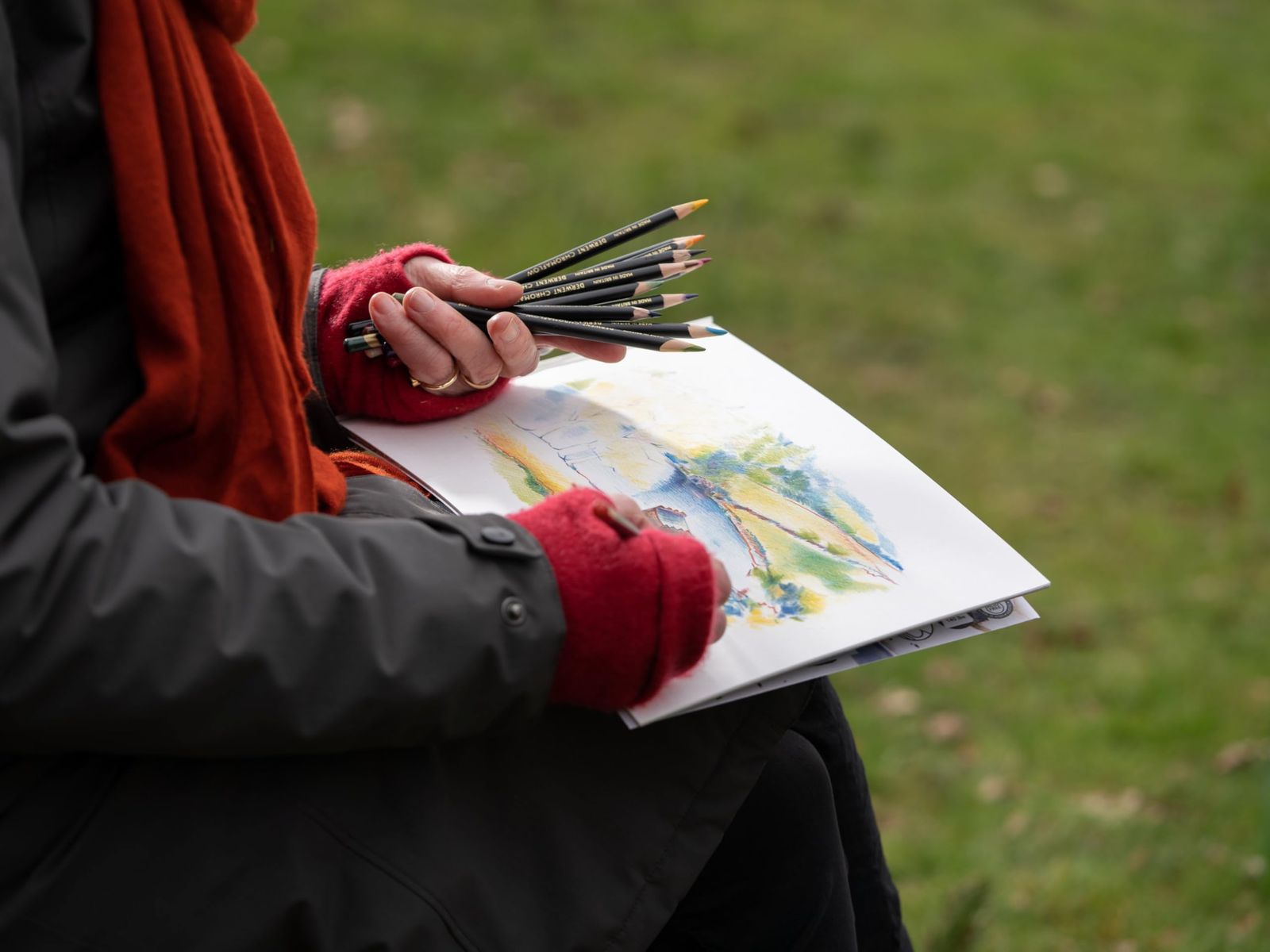 Derwent ダーウェント 油性色鉛筆 クロマフロー 48色セット 2306013 WWW_OPDRERGINERDOGAN_COM