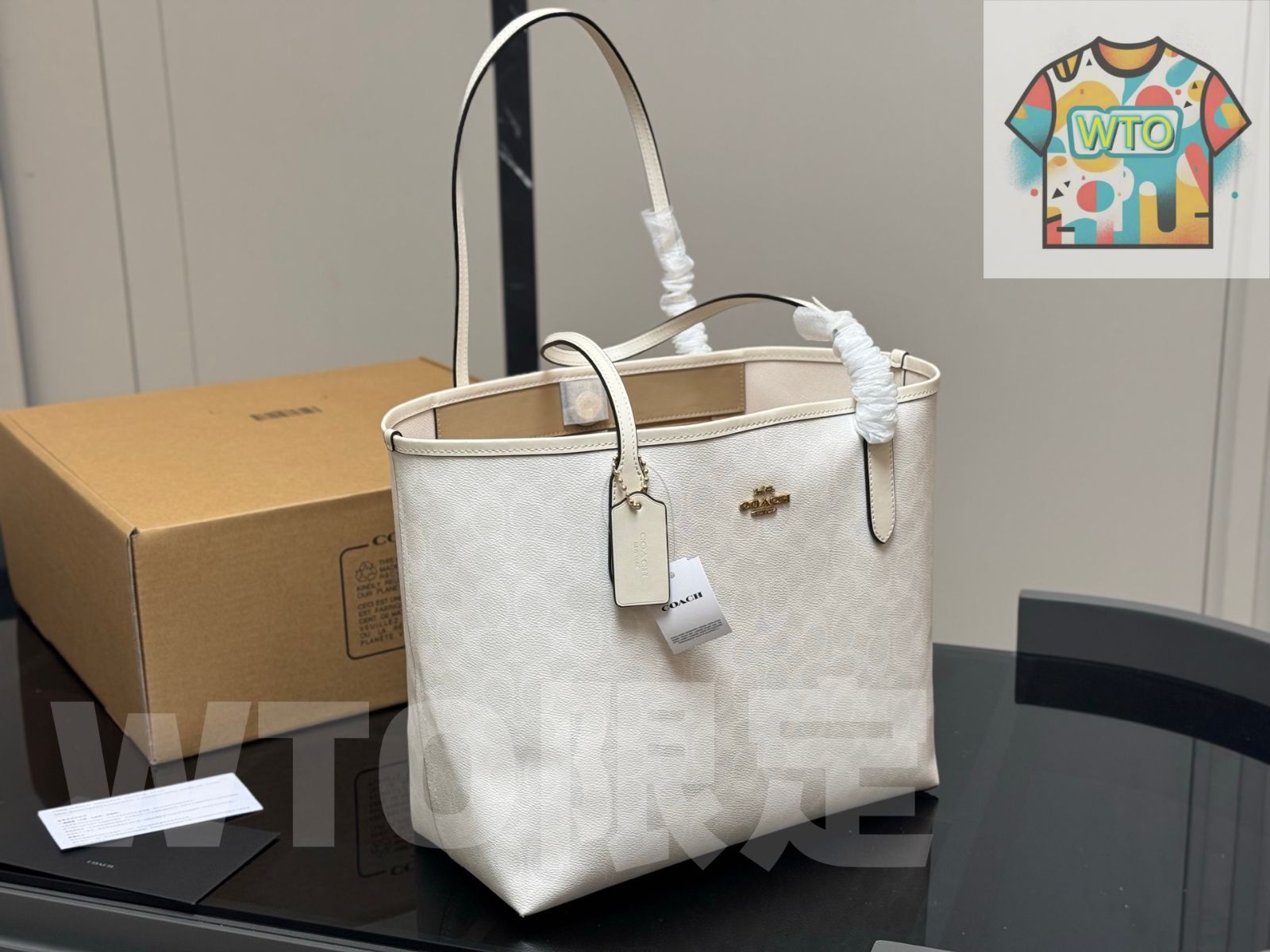 今日 Coach City Snap-Closure Single-Side Tote Bag コーチ シティ スナップクロージャー シングルサイド トートバッグ