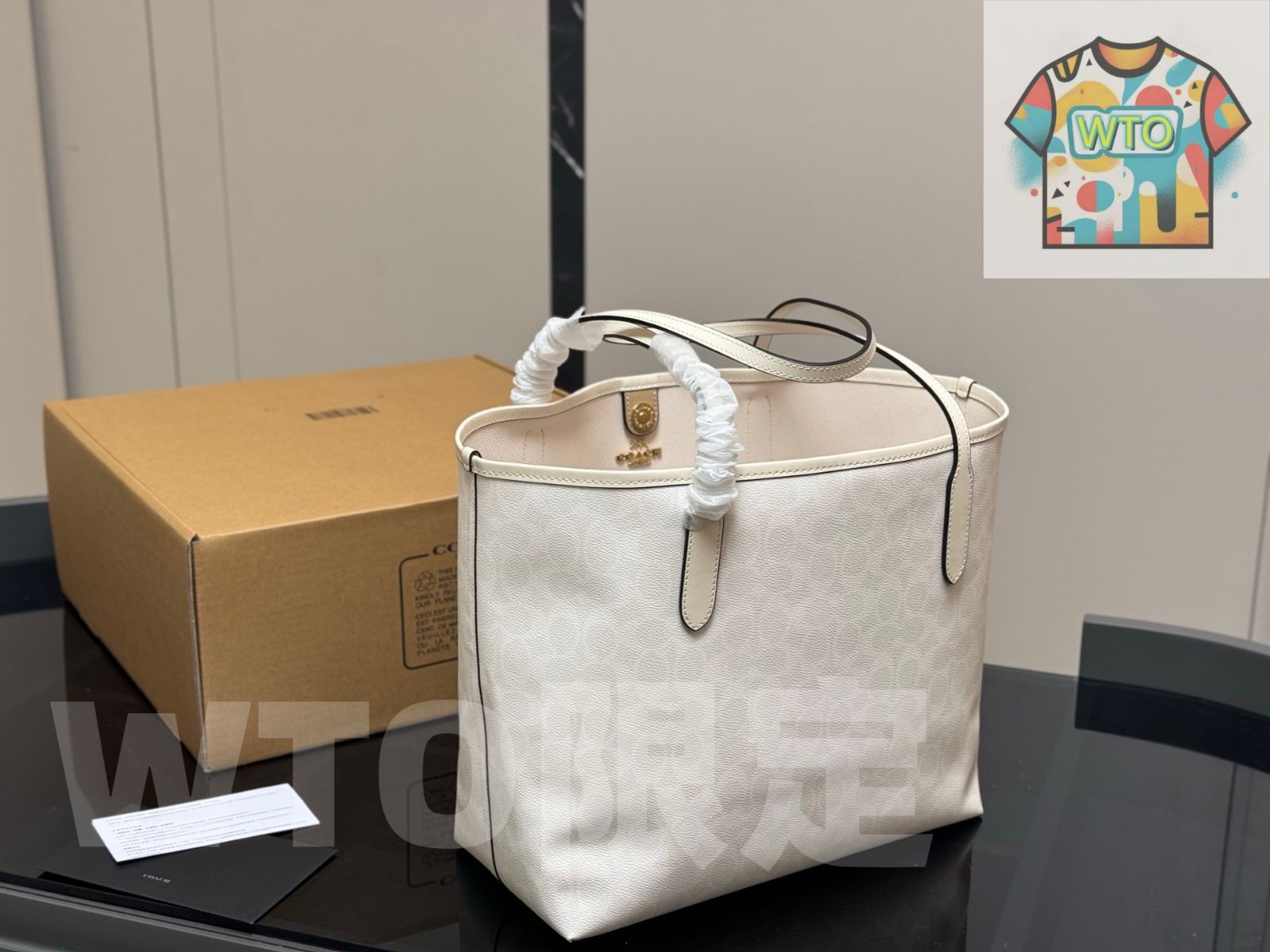  今日 Coach City Snap-Closure Single-Side Tote Bag コーチ シティ スナップクロージャー シングルサイド トートバッグ ハンドバッグ バッグ