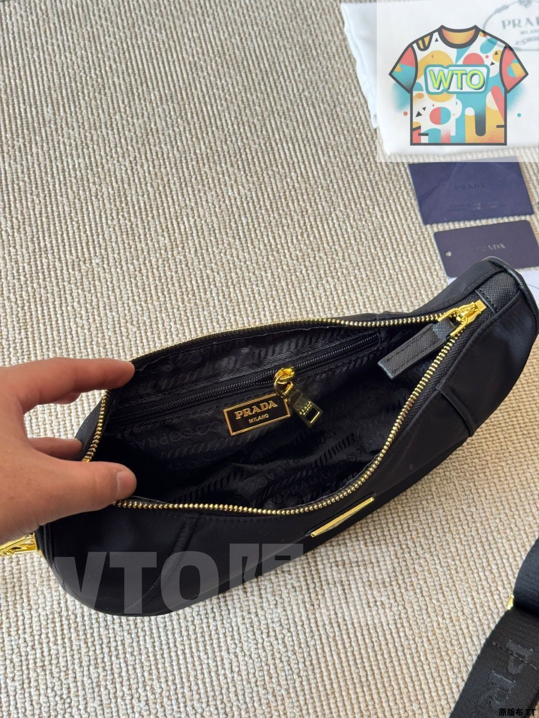 今日 Prada Sling Bag プラダ スリングバッグ