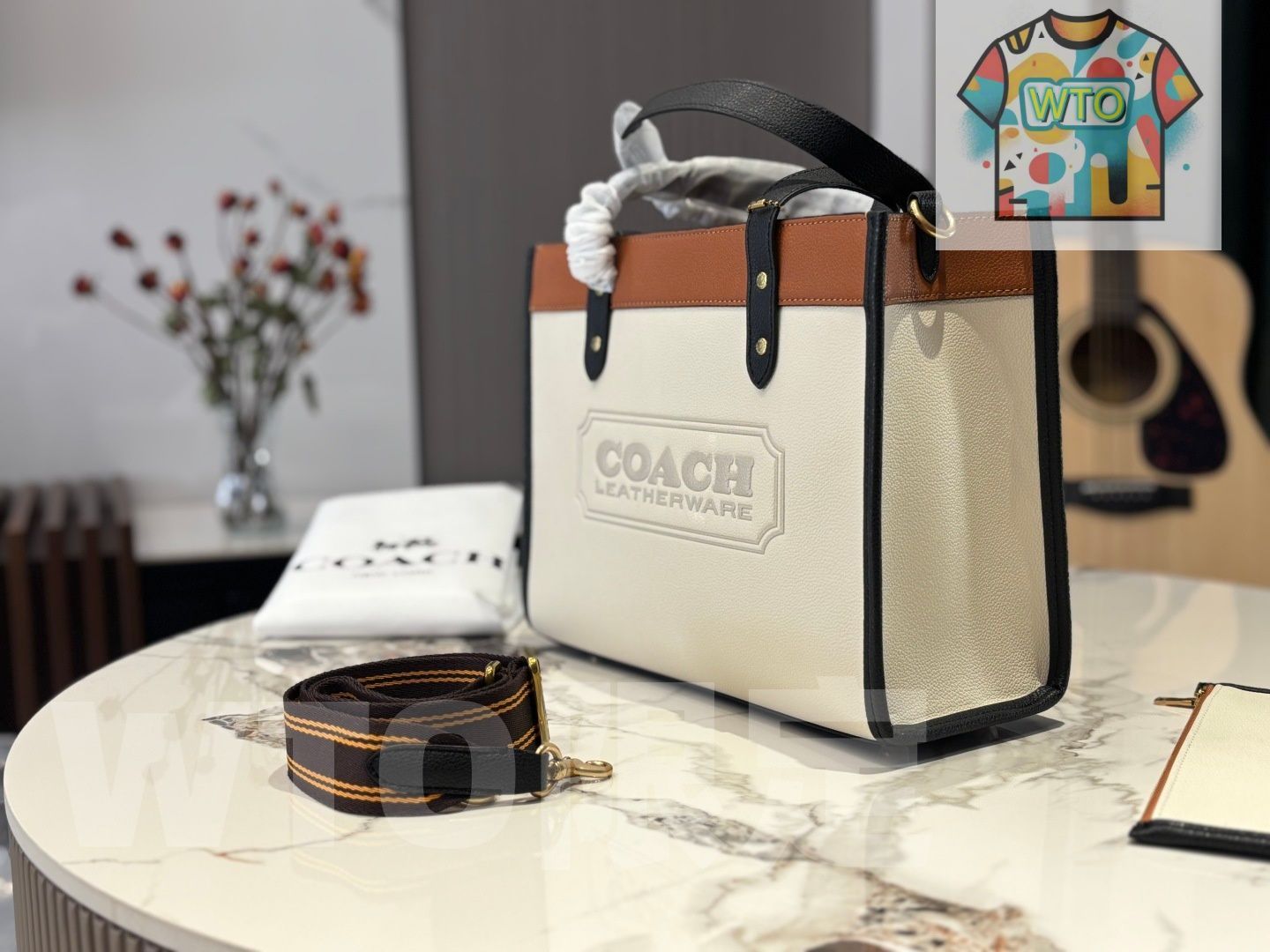 【海外定番】 今日 Coach SS22 Field 30cm Tote Bag - コーチ SS22 フィールド 30cm トートバッグ オリジナルレザー -WTO輸入 【新品通販】