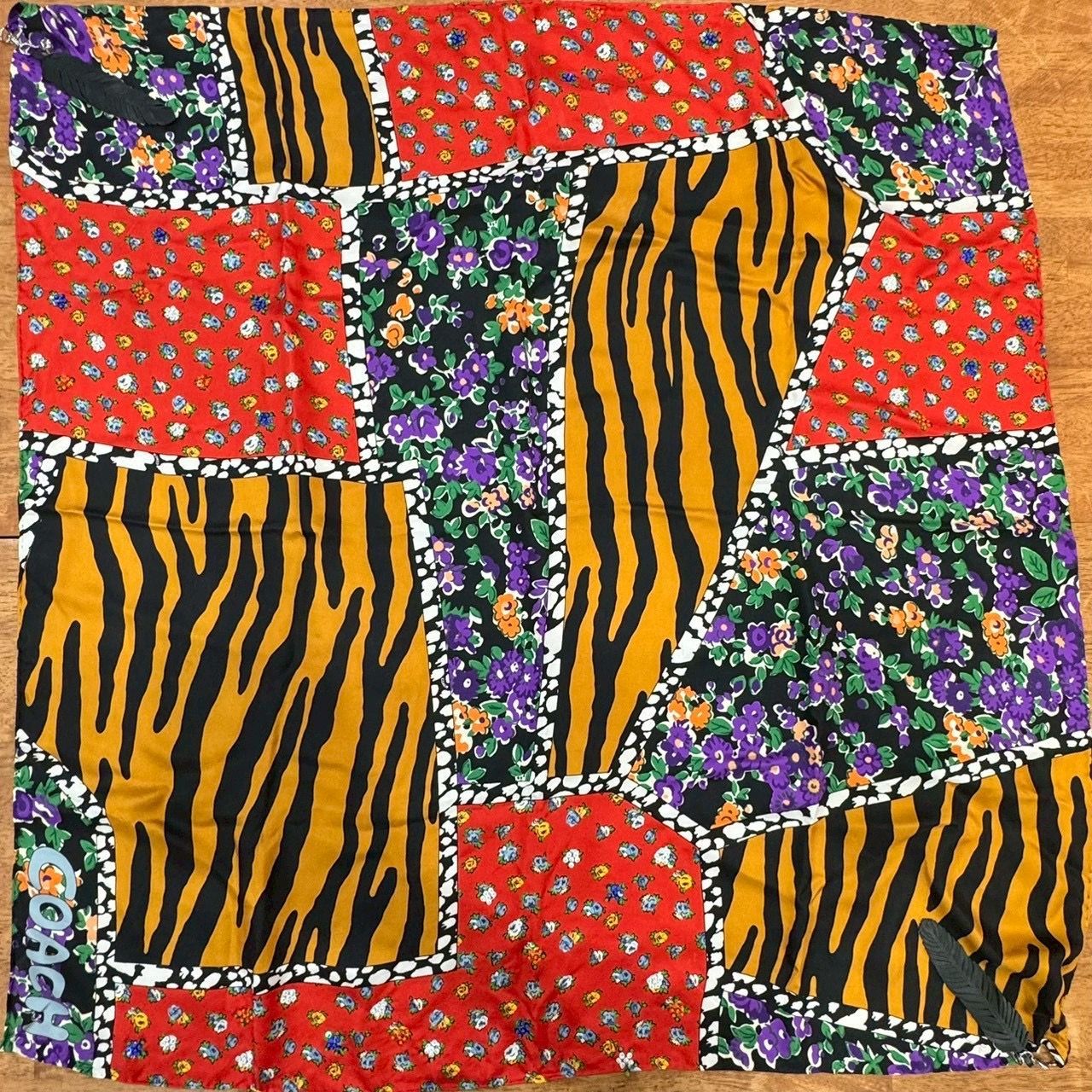 コーチ 大判スカーフ B25101244