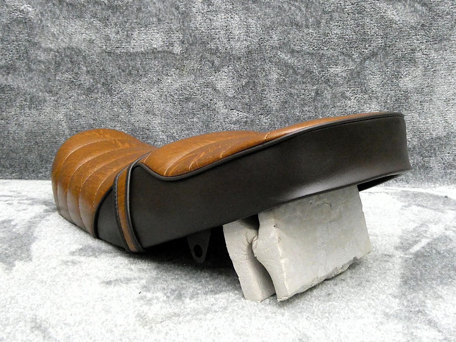 エイプ 茶ツートン タックロールシート/あんこ抜きFI 50 100 APEキャブ