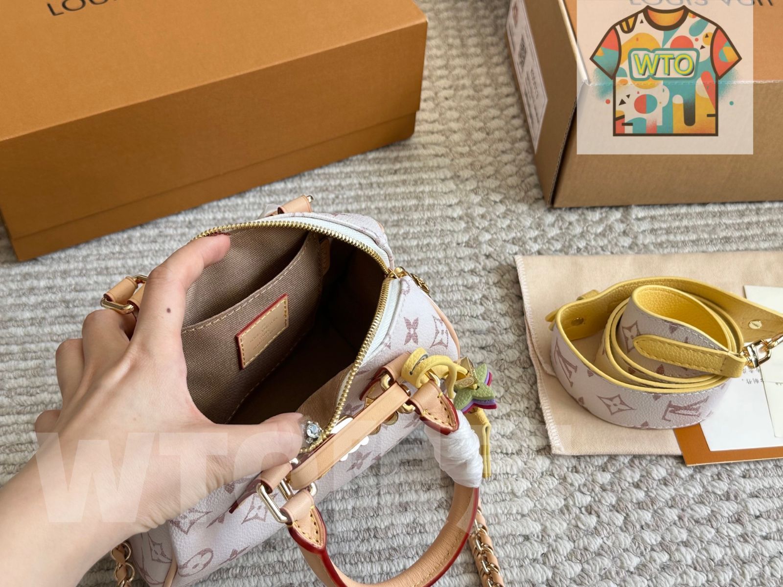  今日 LV Nano Speedy ミニピローバッグ - Mini Pillow Bag-WTO輸入 ハンドバッグ バッグ