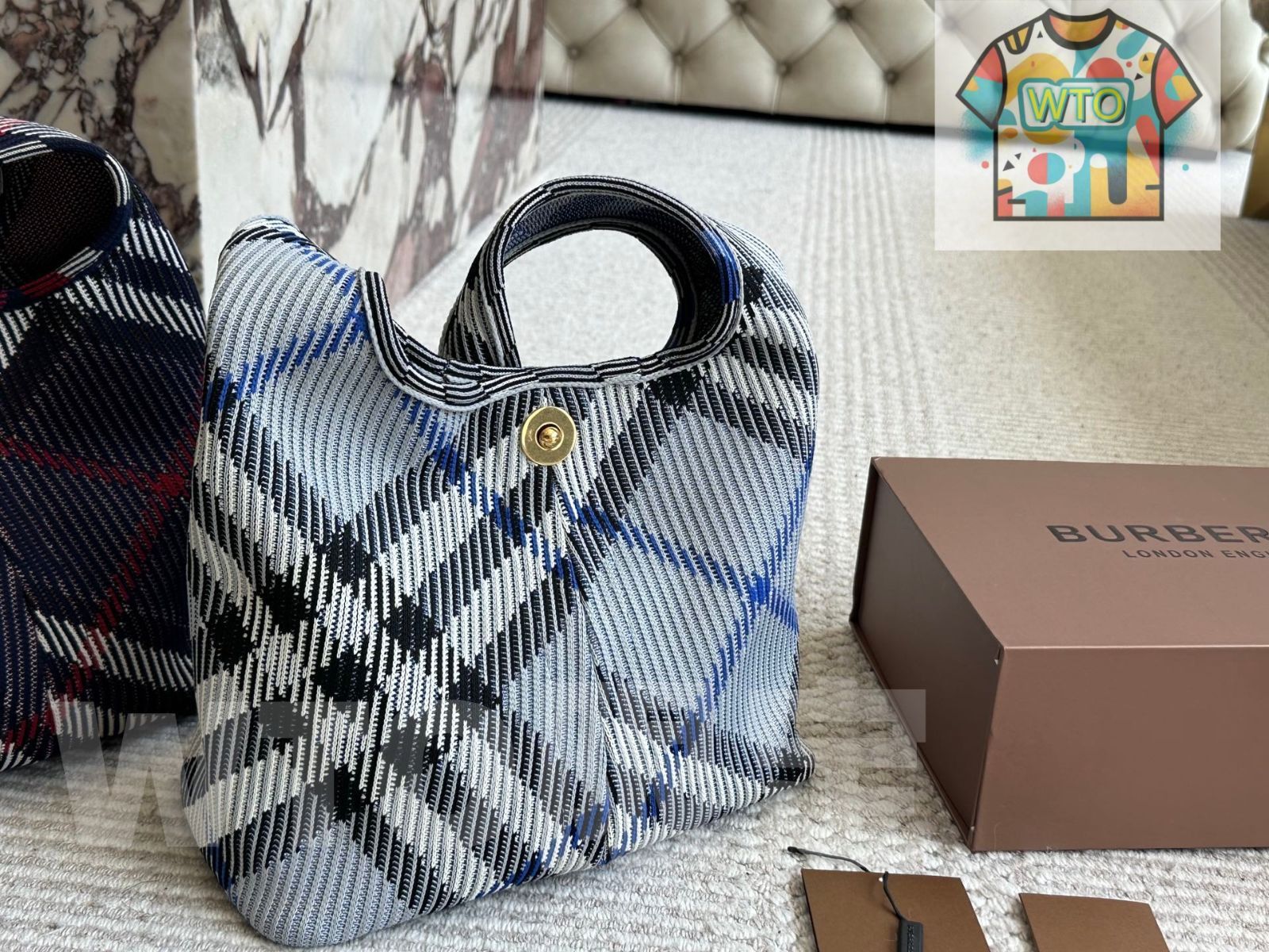 今日 Burberry s Classic Check Shoulder Bag - バーバリーのクラシックチェック肩バッグ-WTO輸入