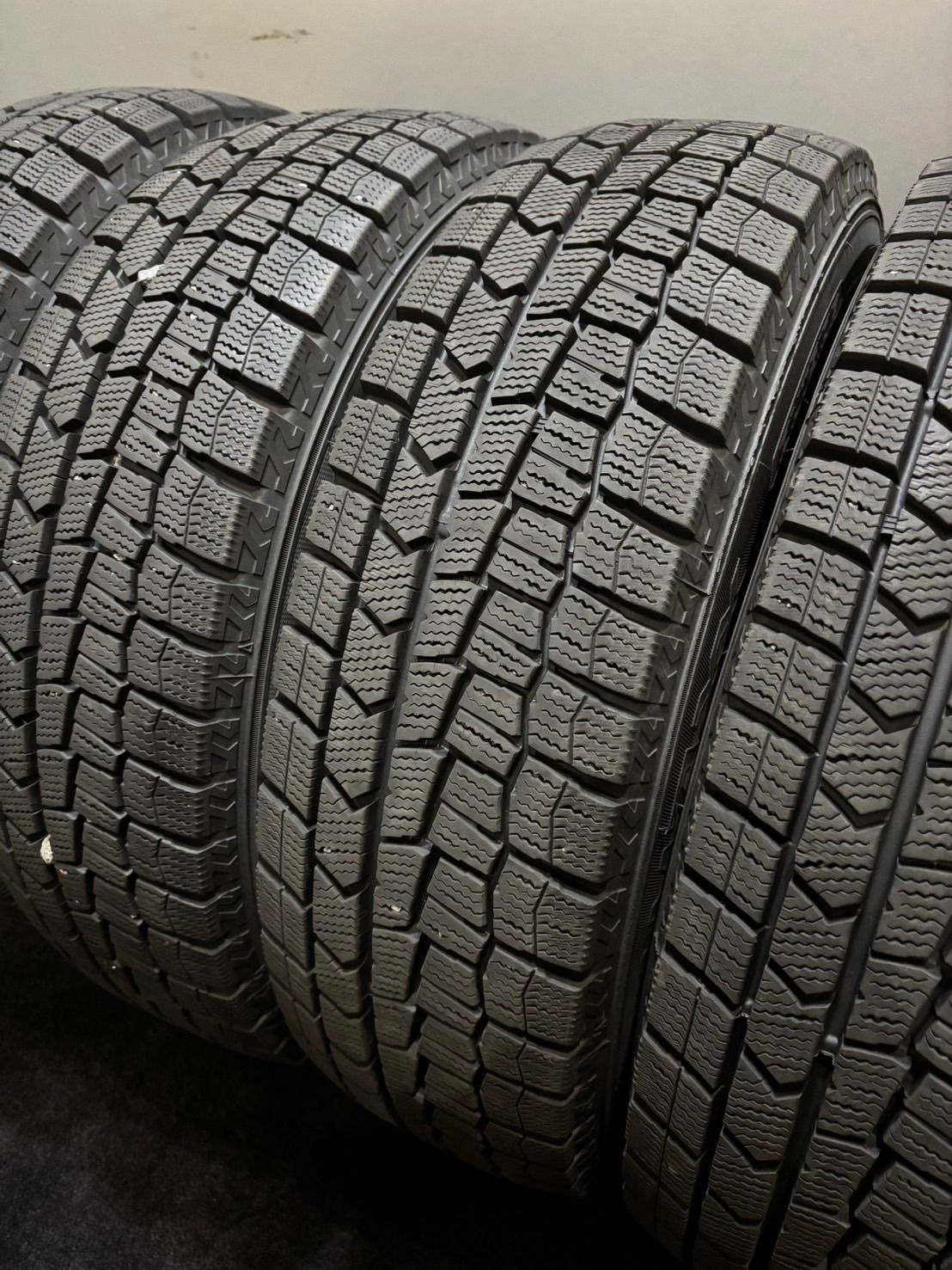 175 70 R 14 DUNLOP WINTER MAXX WM 02 21年製 スタッドレス 4本 ダンロップ ウィンターマックス アクア ヤリス フィット 3 K 683