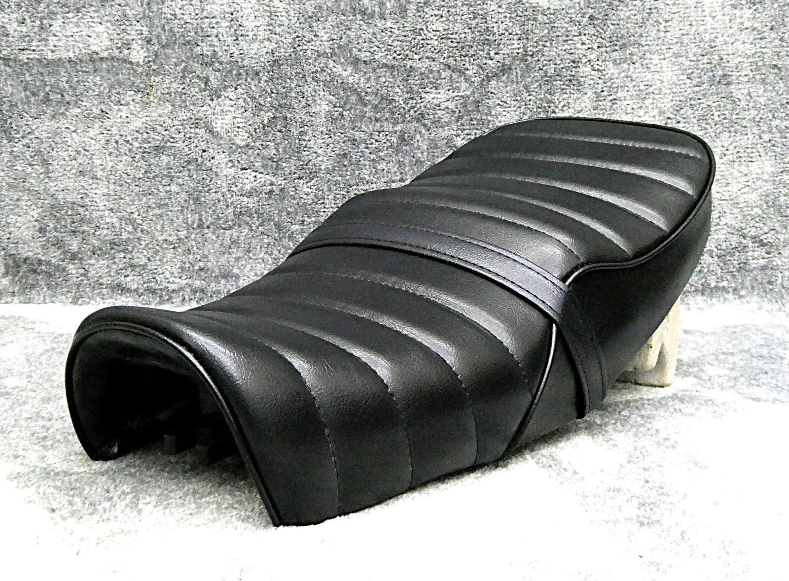 エイプ 黒皮 タックロールシート/あんこ抜きFIブラック50 100 APE