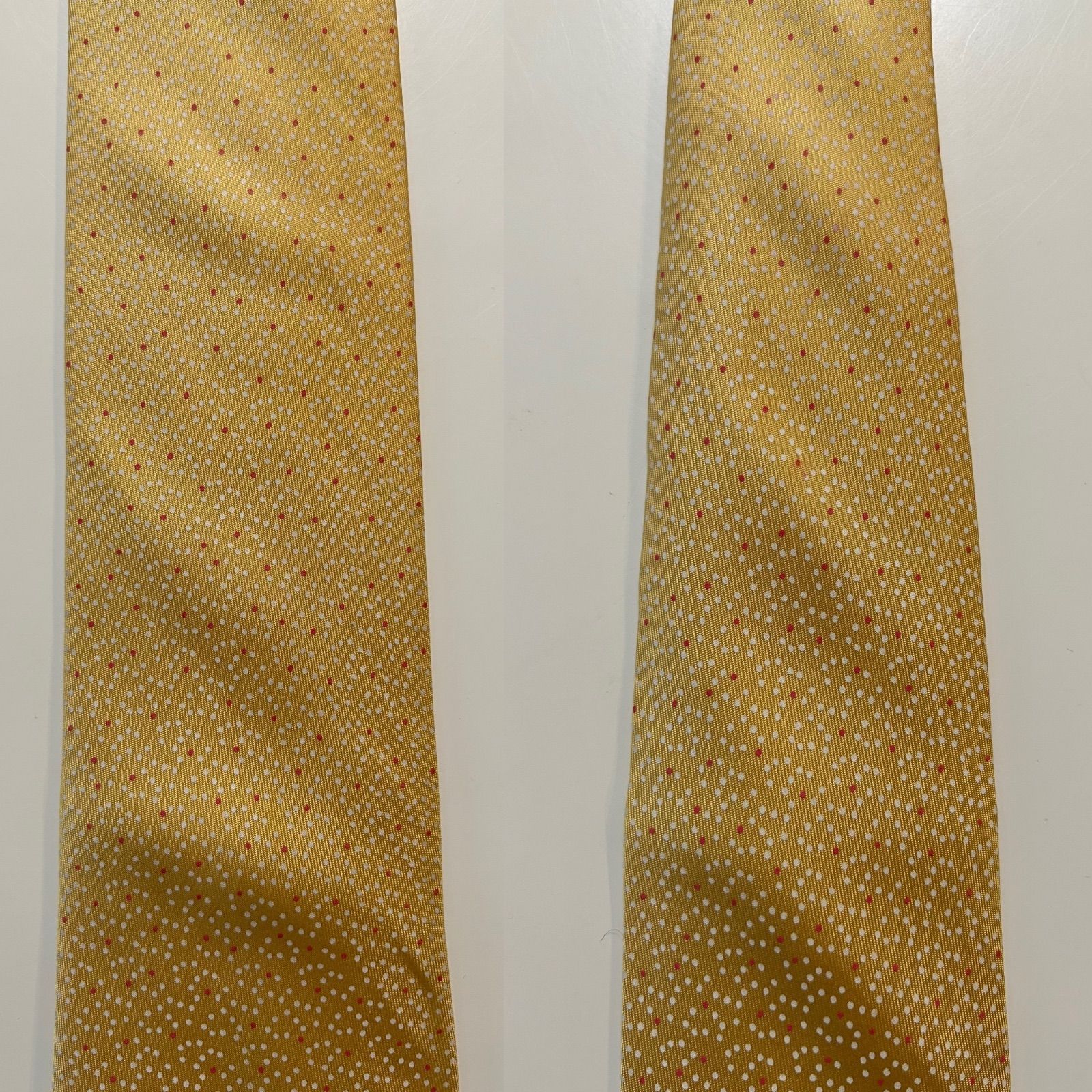 HERMES エルメス ネクタイ レギュラータイ イエロー黄色系 ベージュ