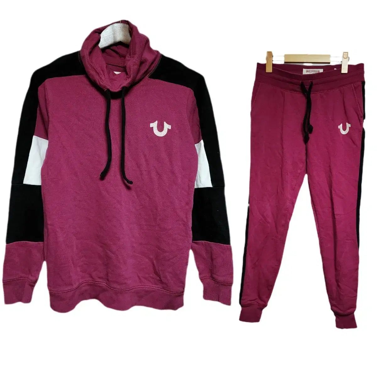 トゥルーレリジョン Y2k キッチ ハイネック コットン トレーナー セットアップ JAJU