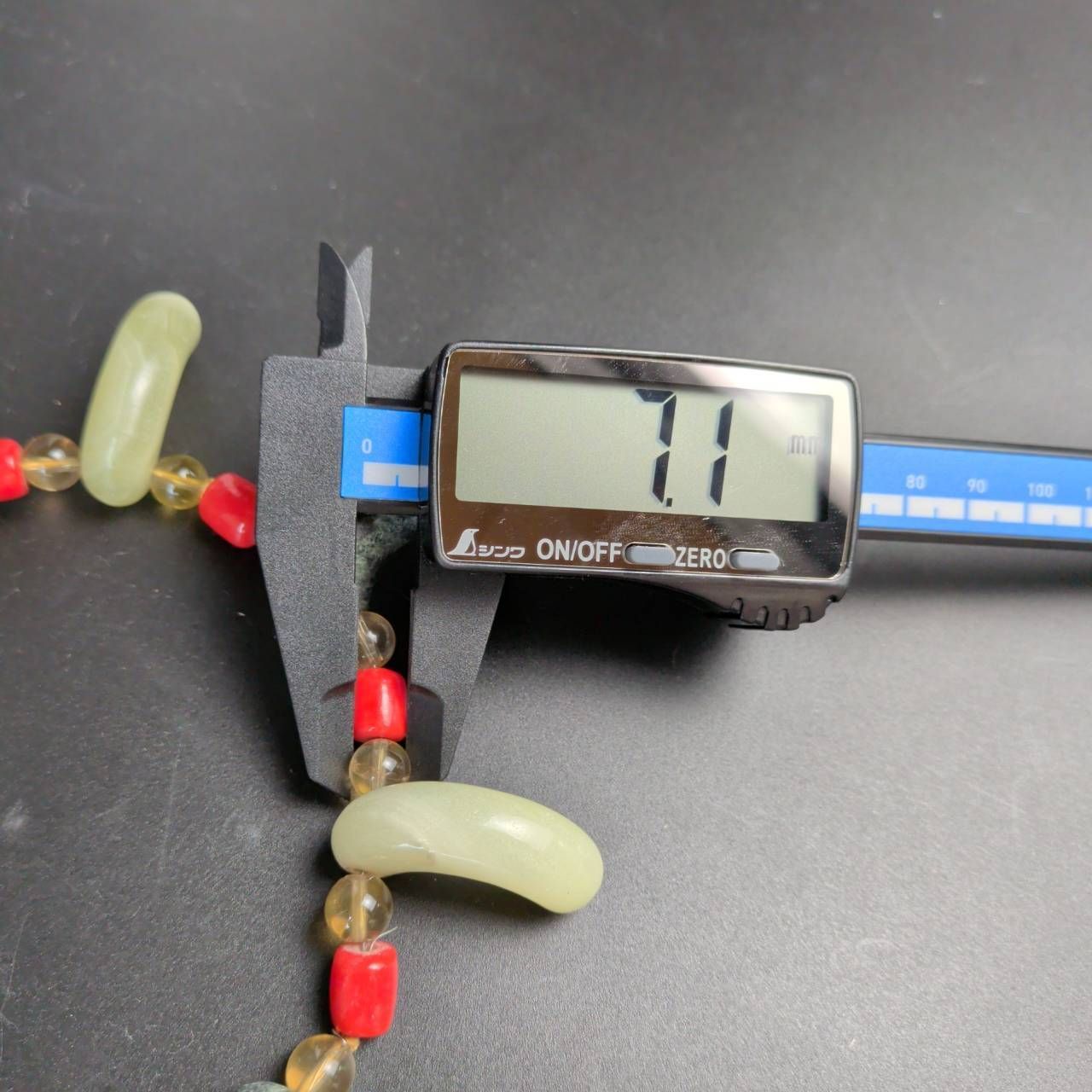 数珠 勾玉 チベット仏教 天然石 念珠 傷汚れあり WWW_OPDRERGINERDOGAN_COM