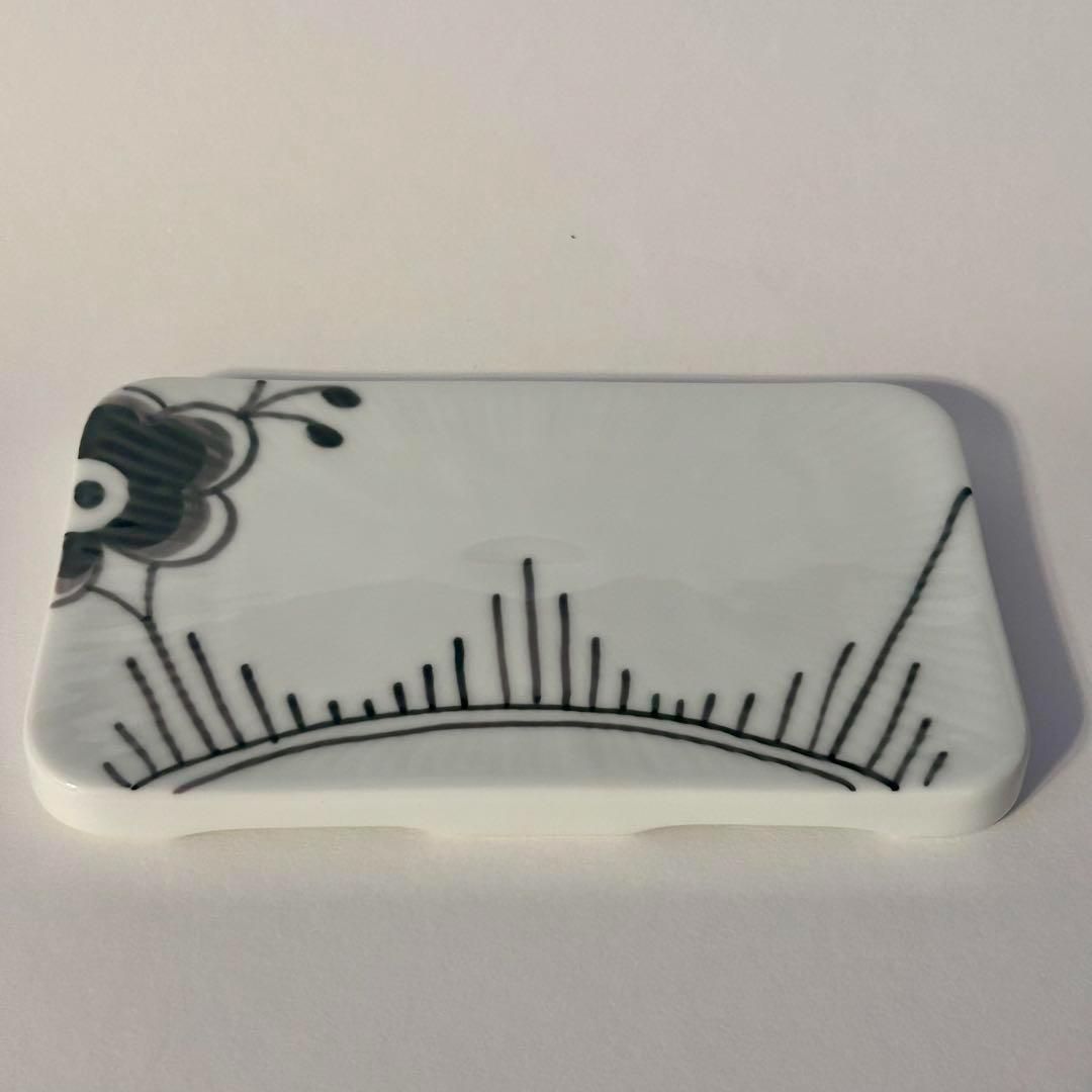 ロイヤルコペンハーゲン ブラックフルーテッド メガ ボード 15.5㎝