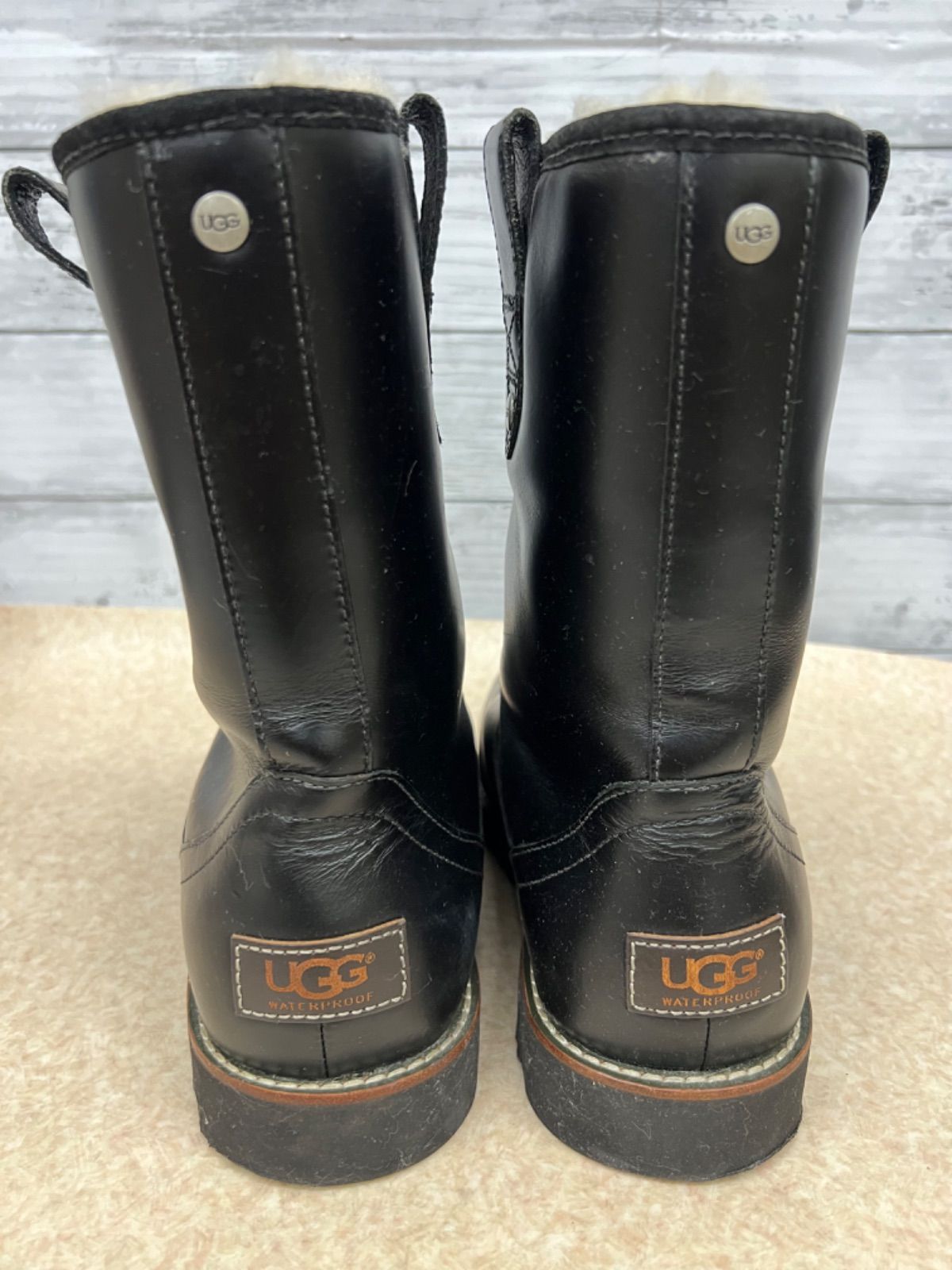 UGG アグ 3247 ムートンレザーブーツ mvj006 3247