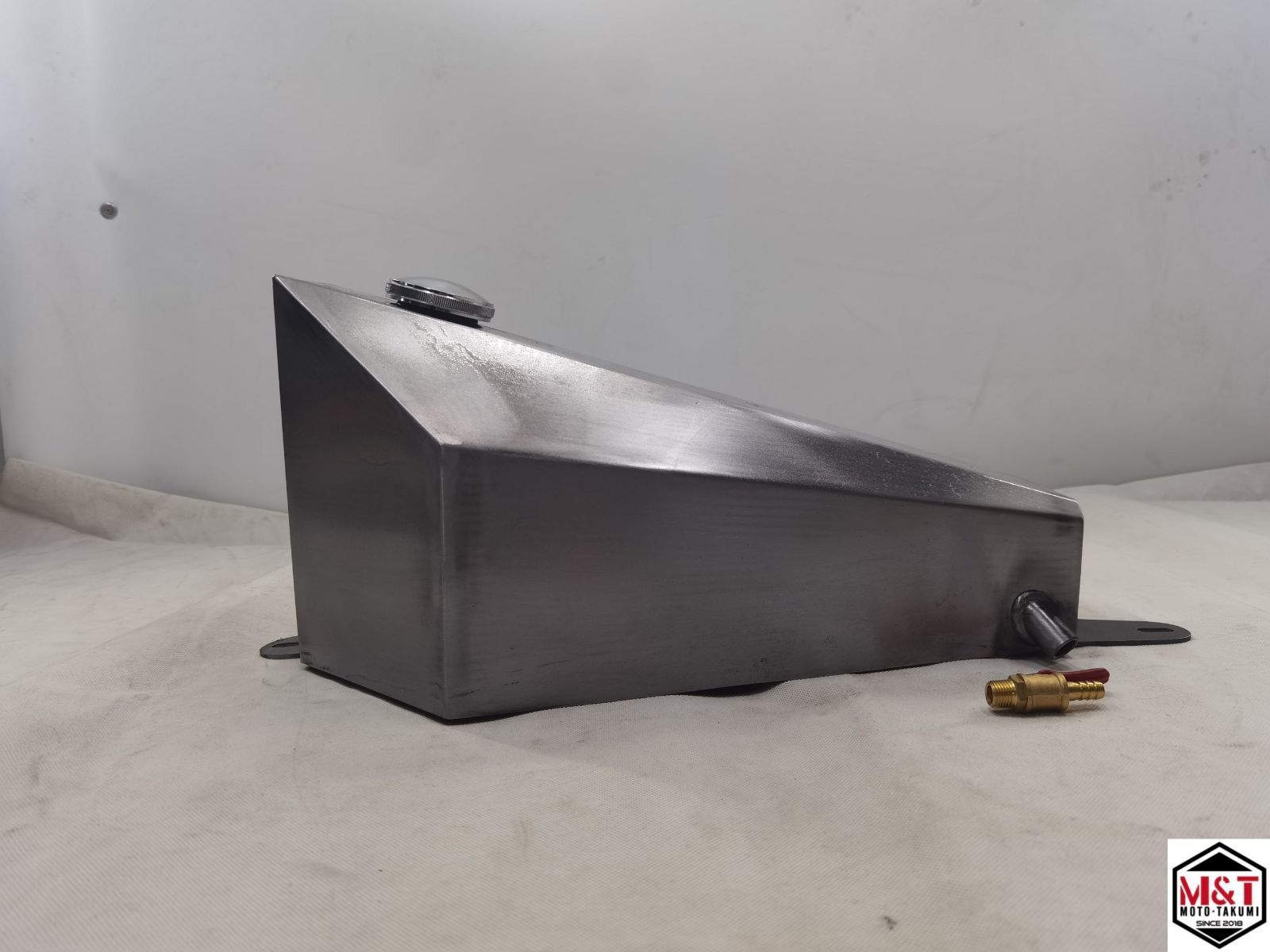 T 138 ホンダ スティード HONDA STEED 400 600 VLS用 コフィンタンク 大容量 ボルトオン タンク製作工房